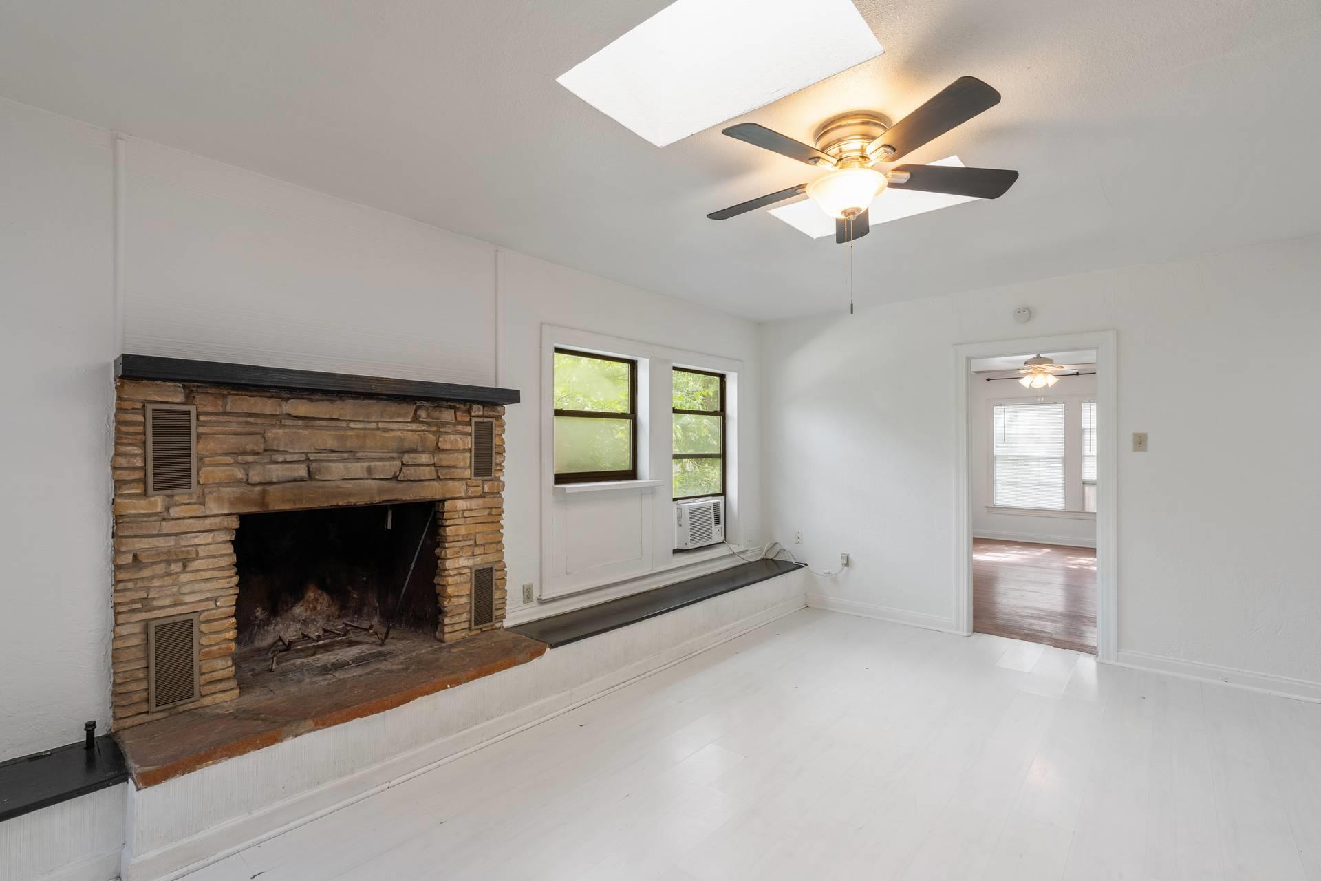 406 E Monroe St #b Property Photo 23
