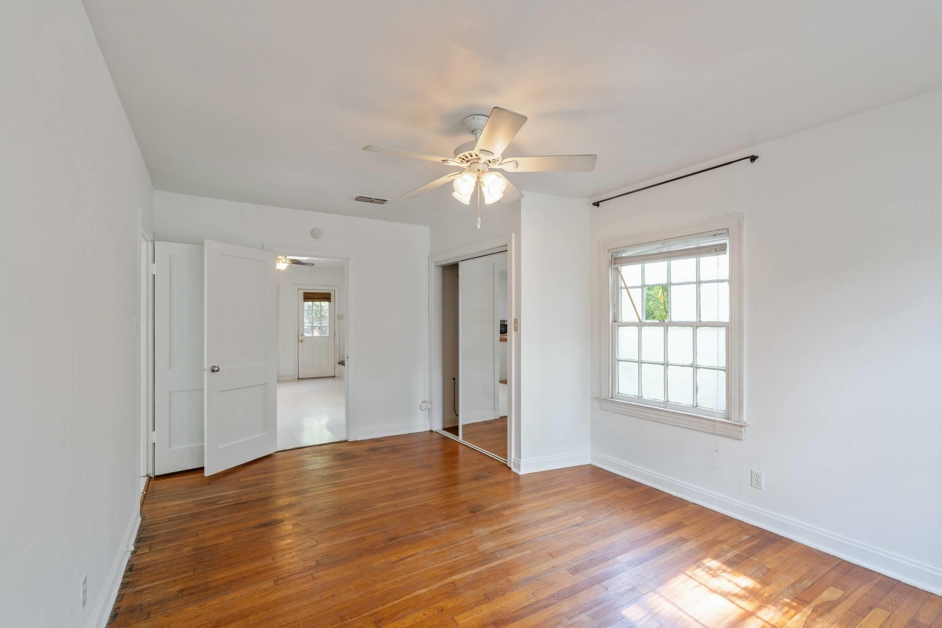 406 E Monroe St #b Property Photo 29