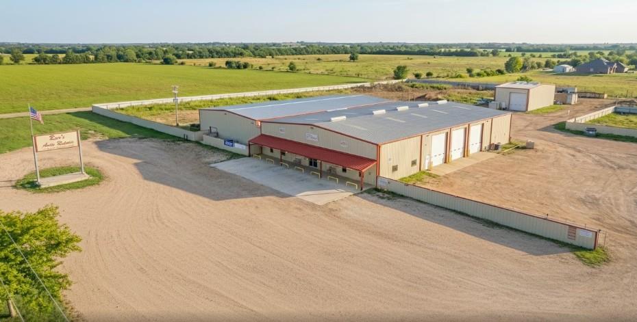 744 Fm 609 None Property Photo 1