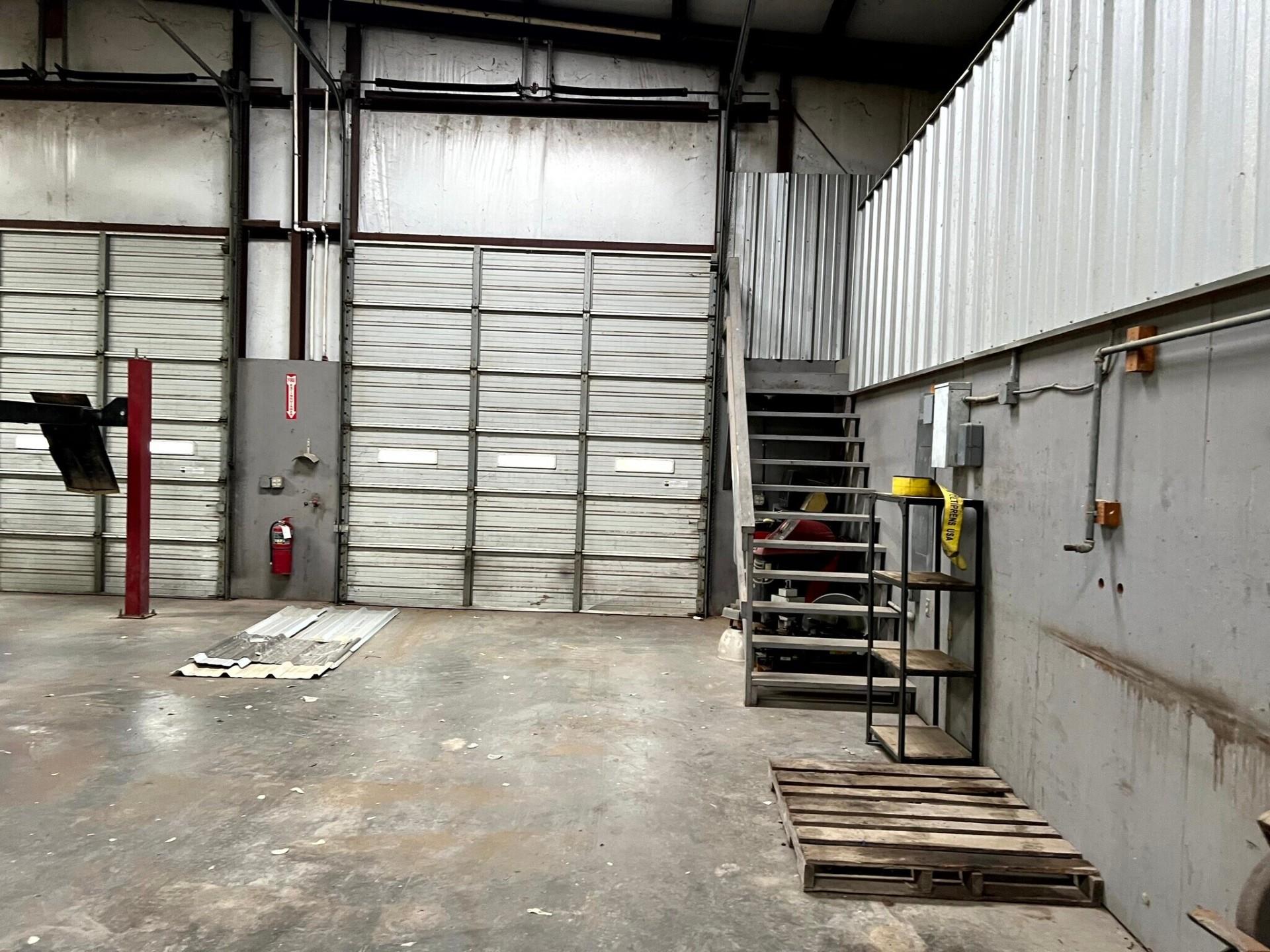744 Fm 609 None Property Photo 11