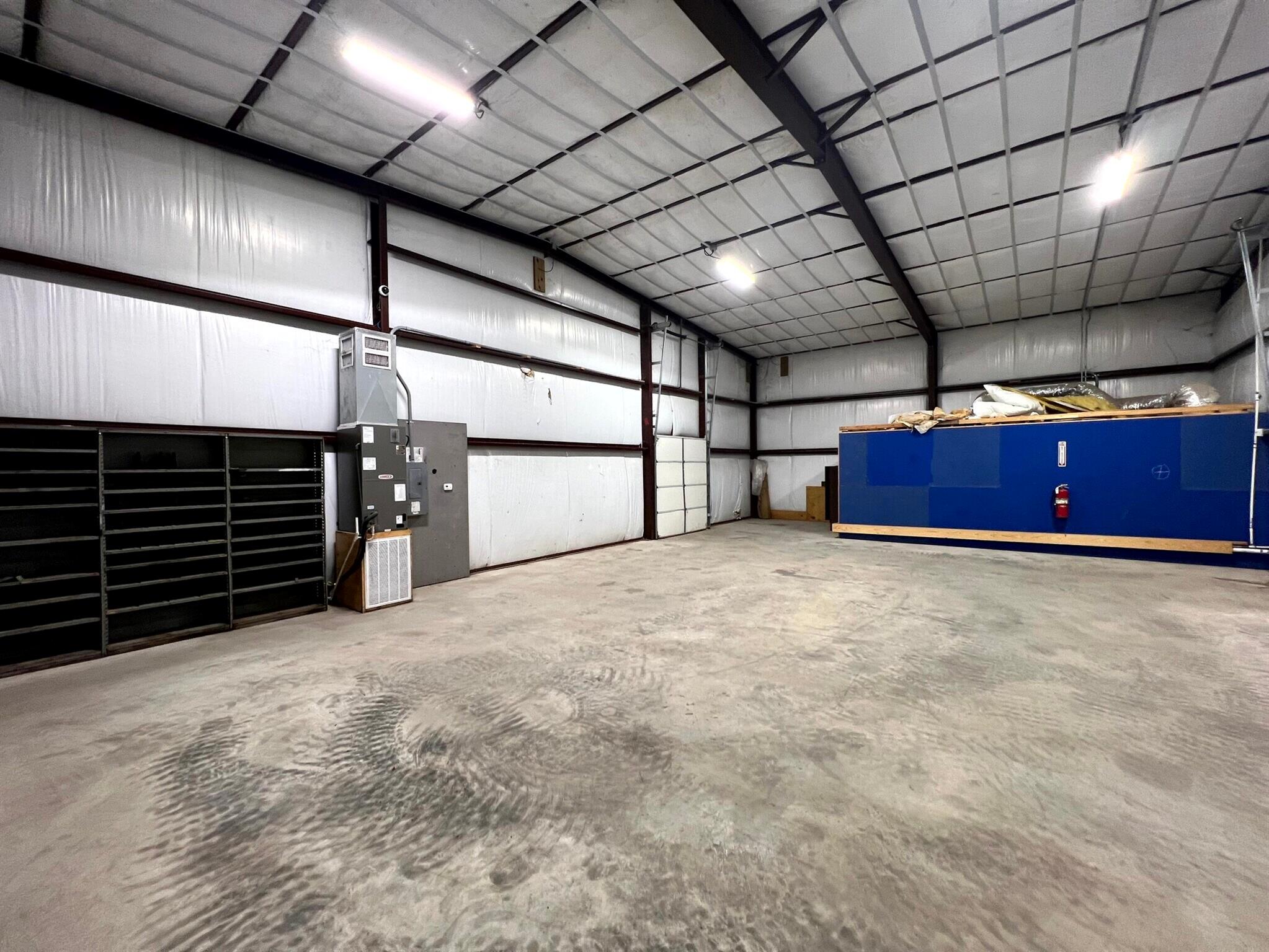 744 Fm 609 None Property Photo 22