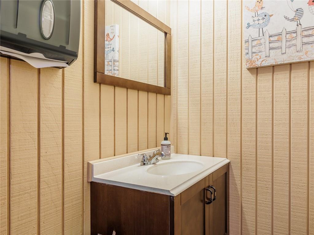 744 Fm 609 None Property Photo 25