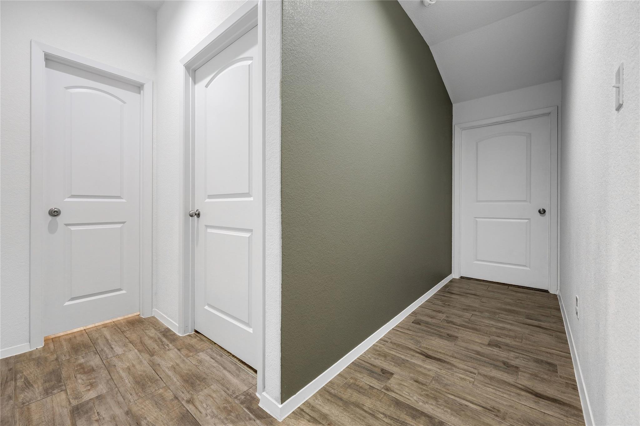 20506 National Dr Property Photo 10