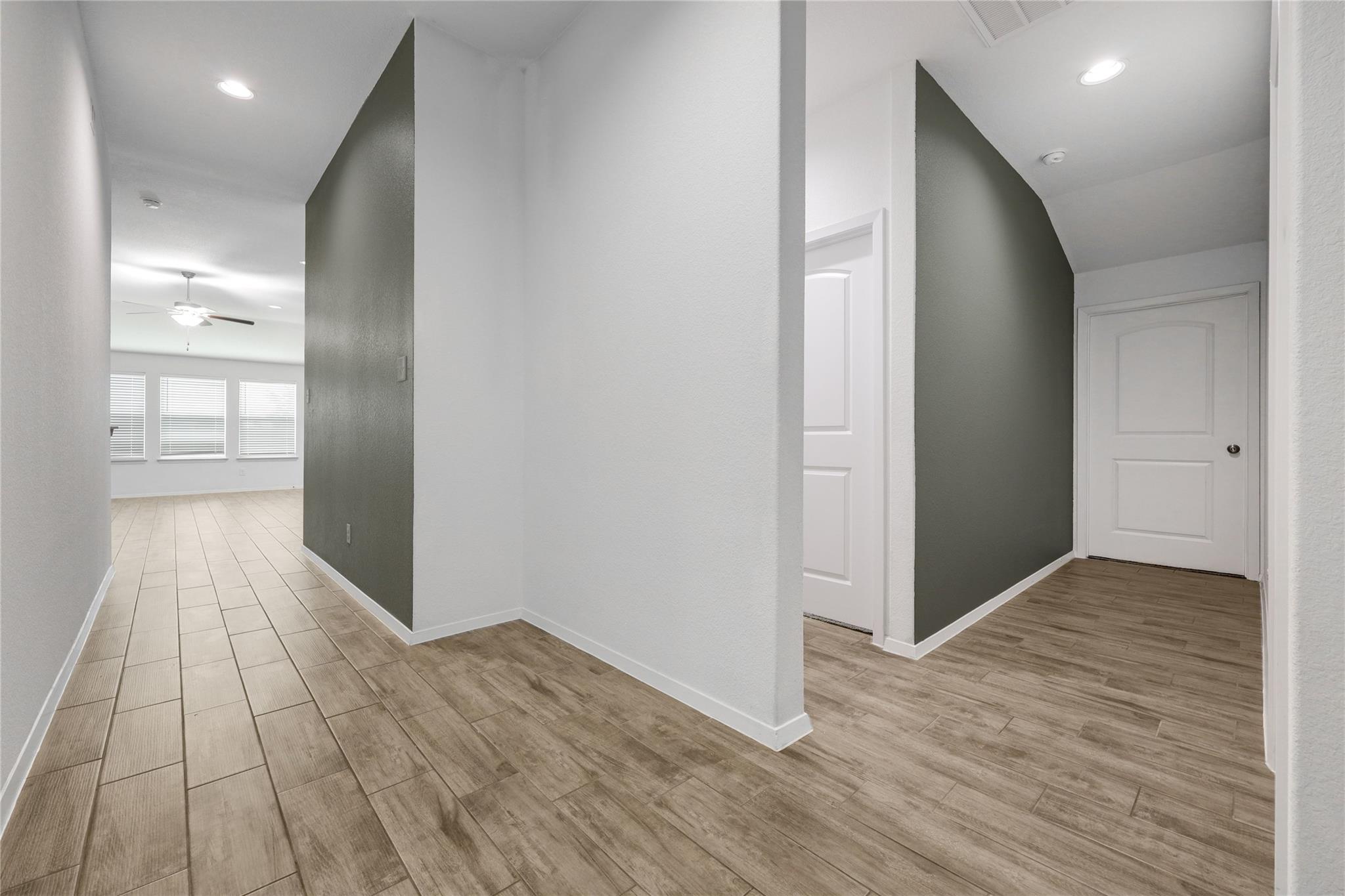 20506 National Dr Property Photo 11