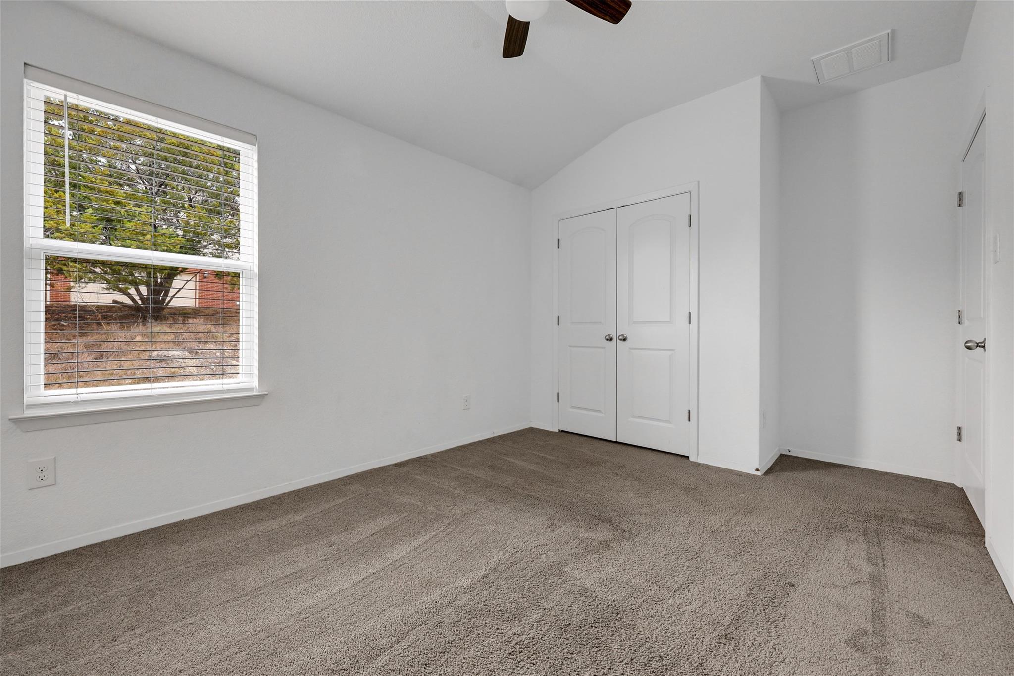 20506 National Dr Property Photo 23