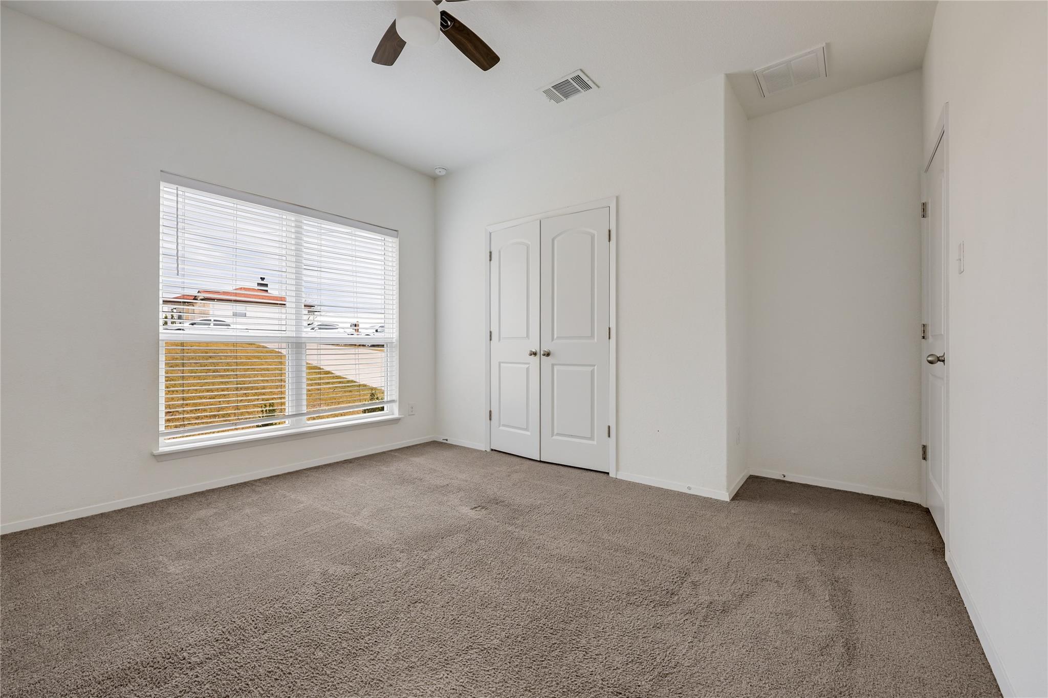 20506 National Dr Property Photo 24