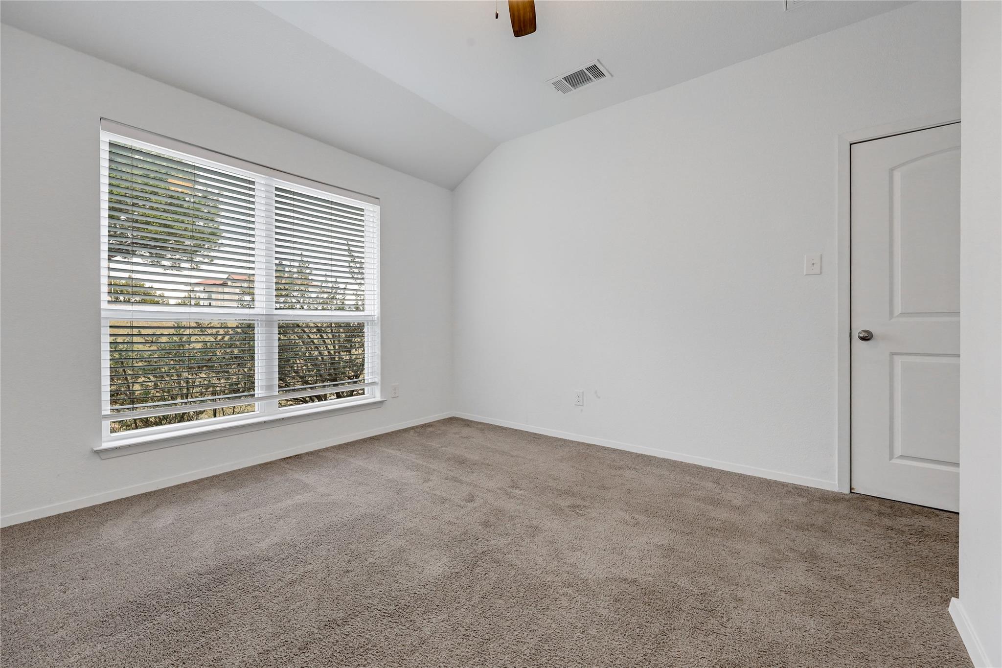 20506 National Dr Property Photo 29