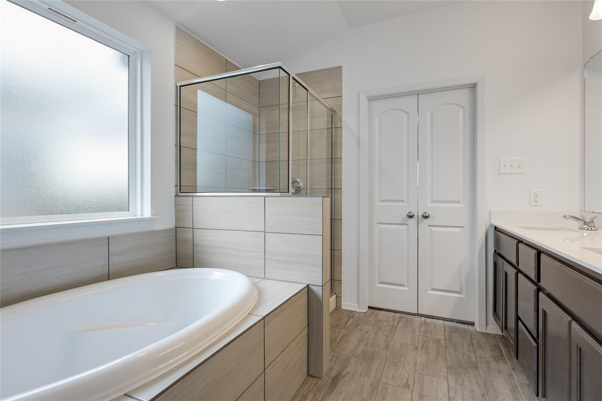 20506 National Dr Property Photo 35