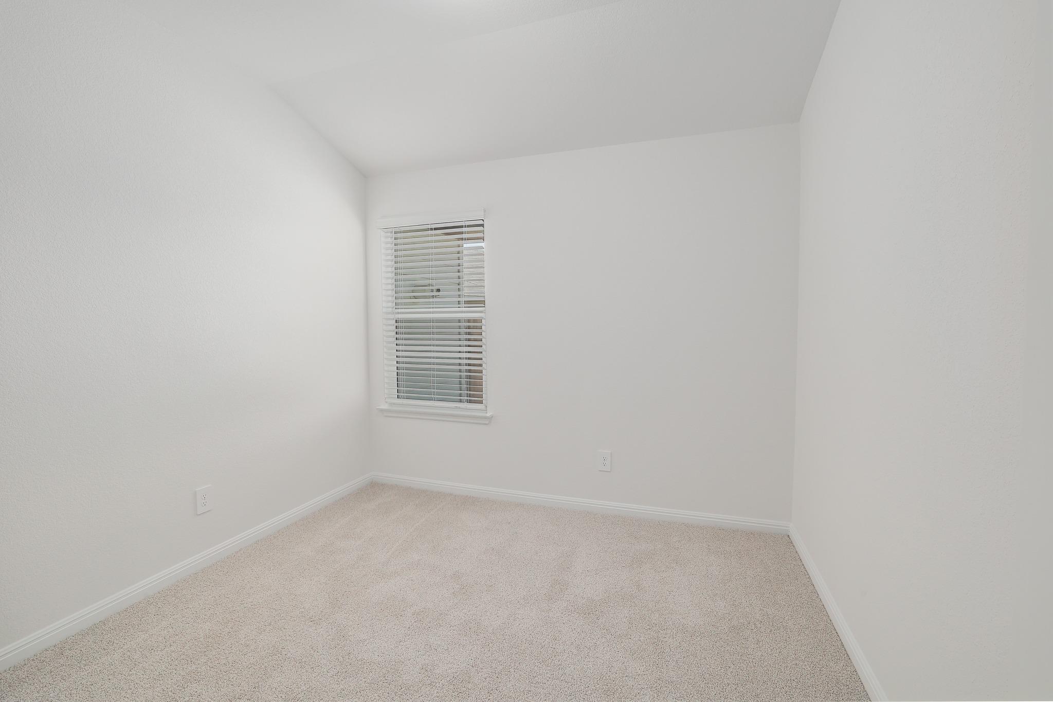 105 Fossil Dr Property Photo 25