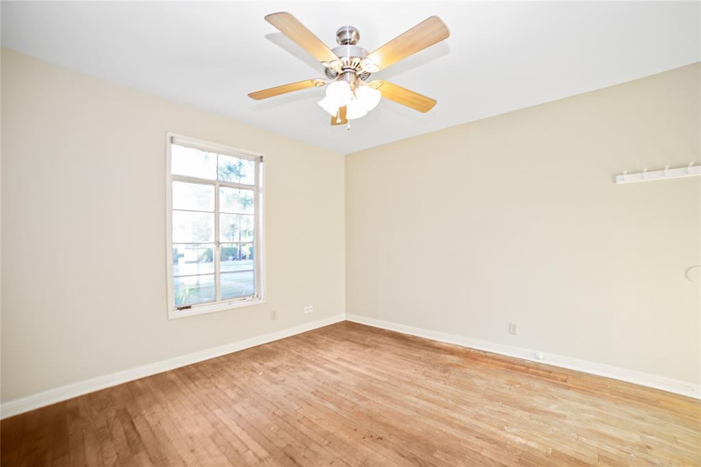 2905 Robinson St #a Property Photo 6