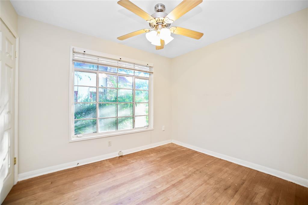 2905 Robinson St #a Property Photo 7