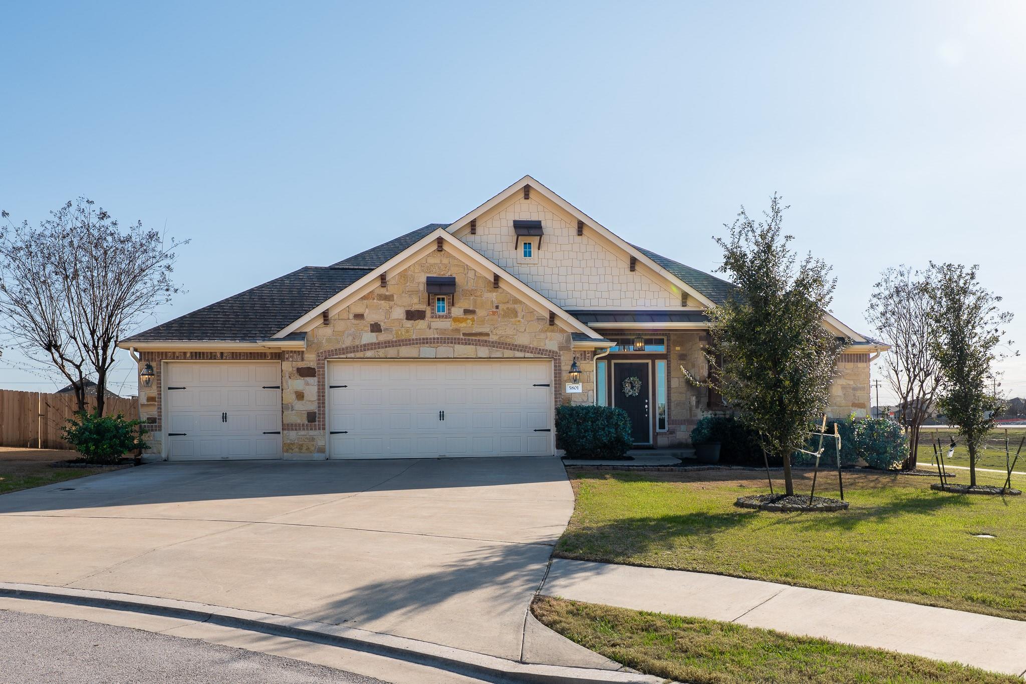 5801 Novaro Pl Property Photo