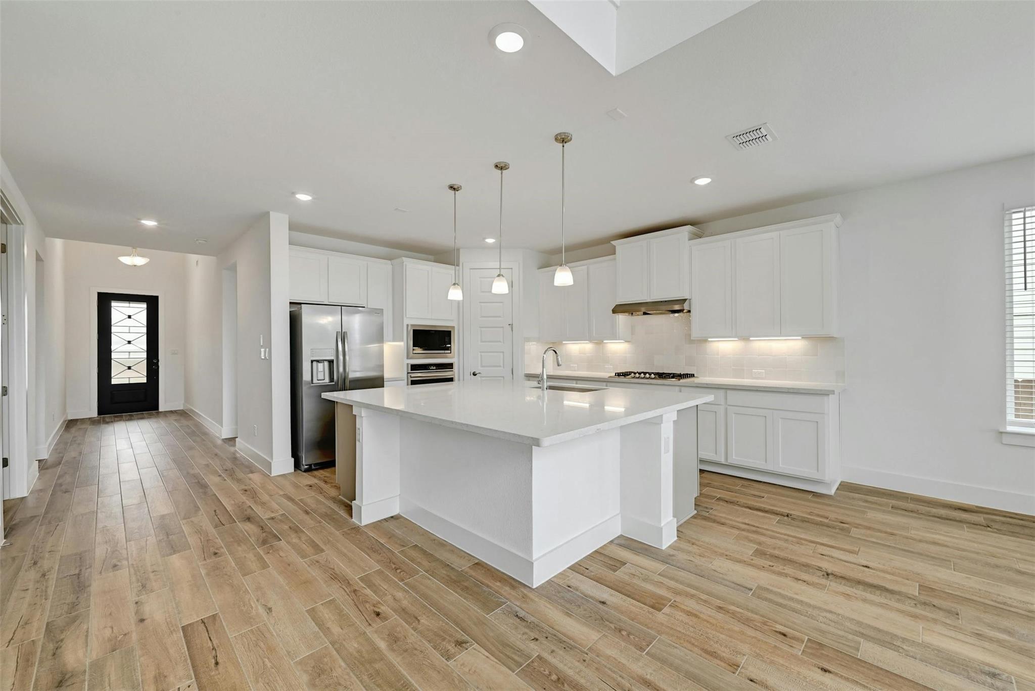 1184 Sage Thrasher Cir Property Photo 5