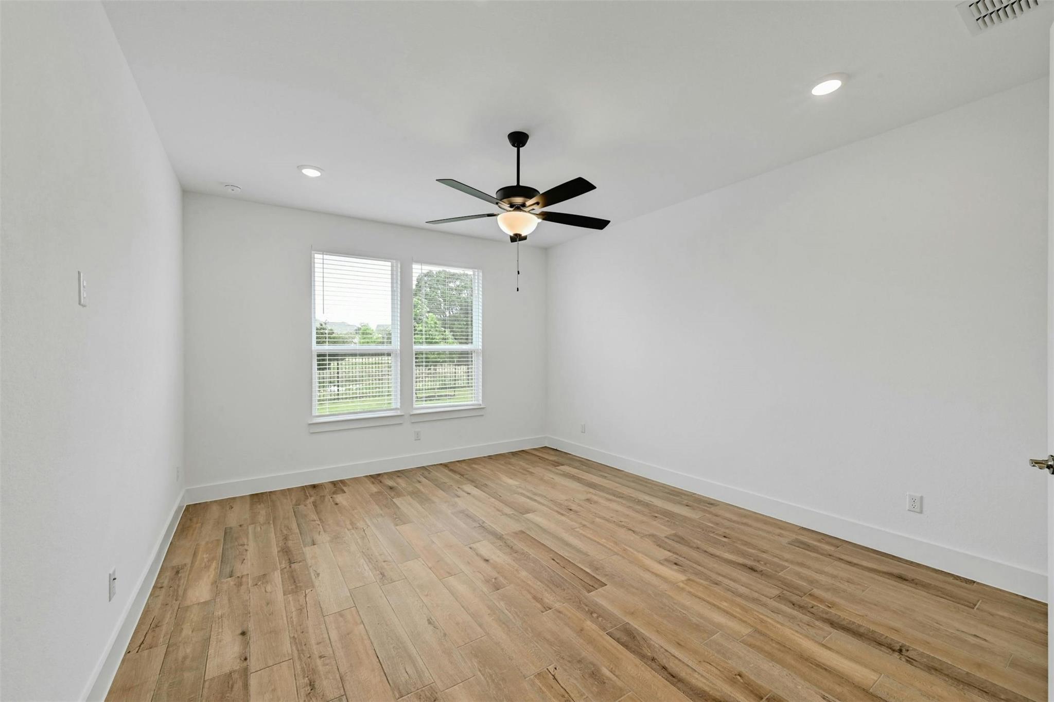 1184 Sage Thrasher Cir Property Photo 14