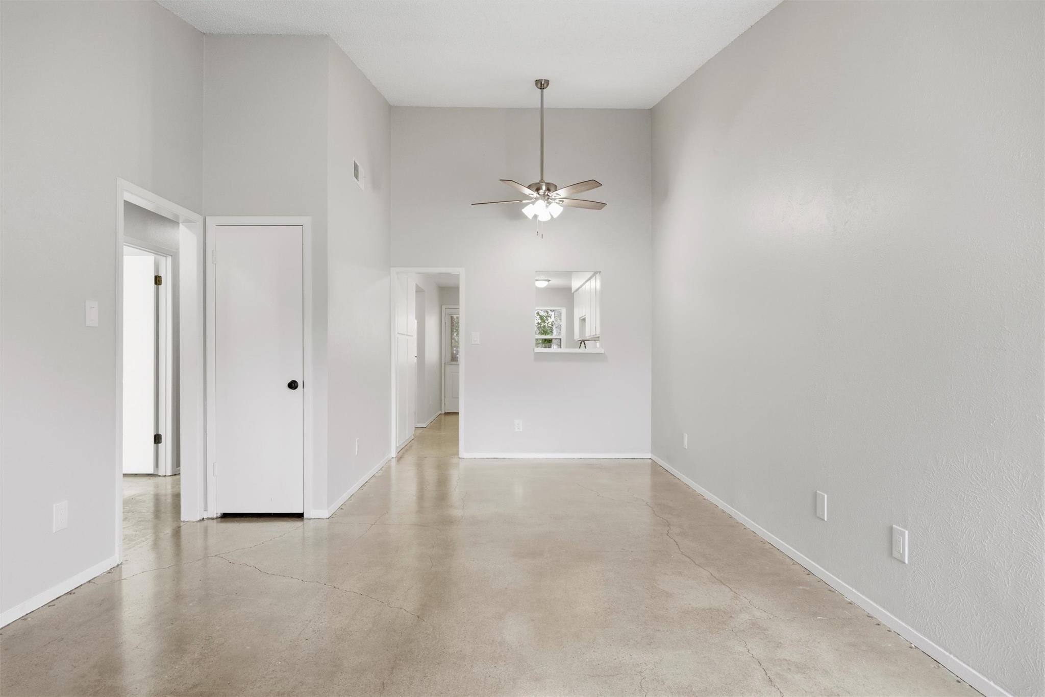 113 Meteor Dr #a Property Photo 5