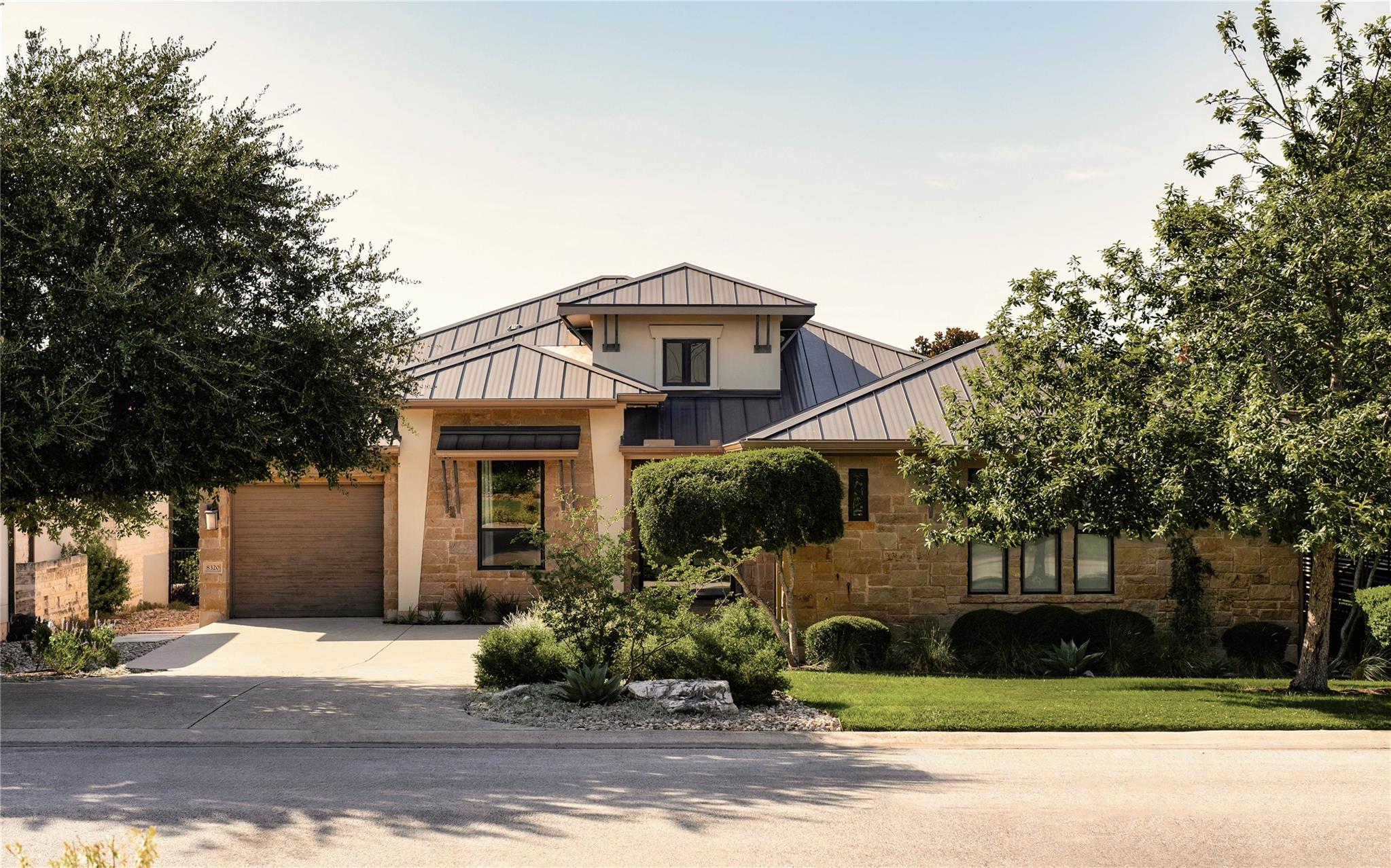 8320 Carranzo Dr Property Photo 1