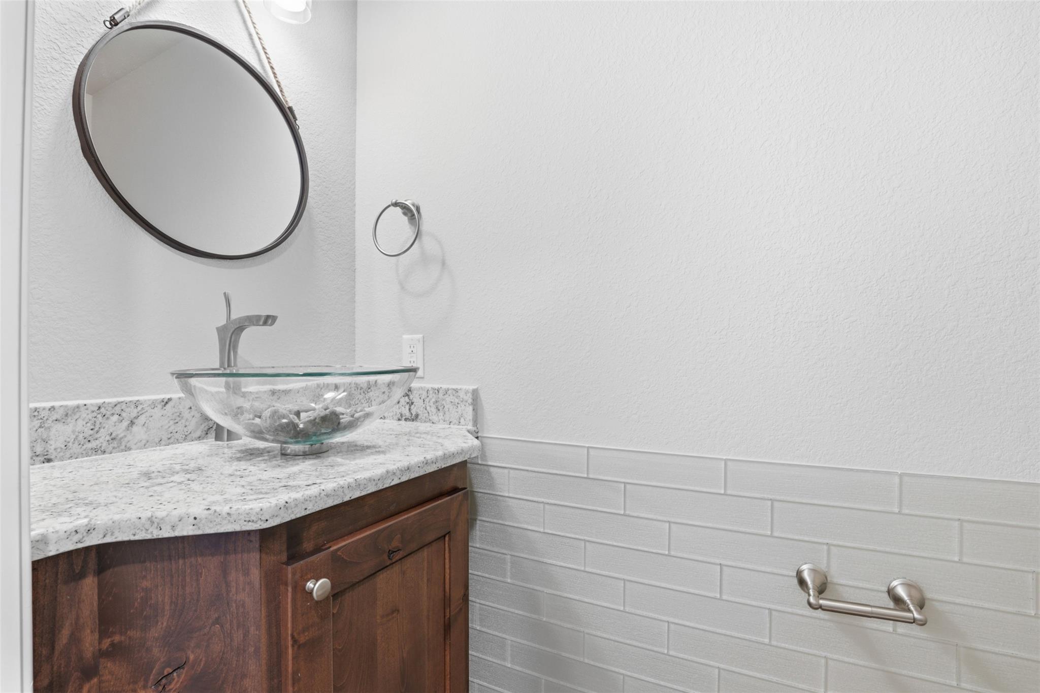 2440 Greatwood Trl Property Photo 39