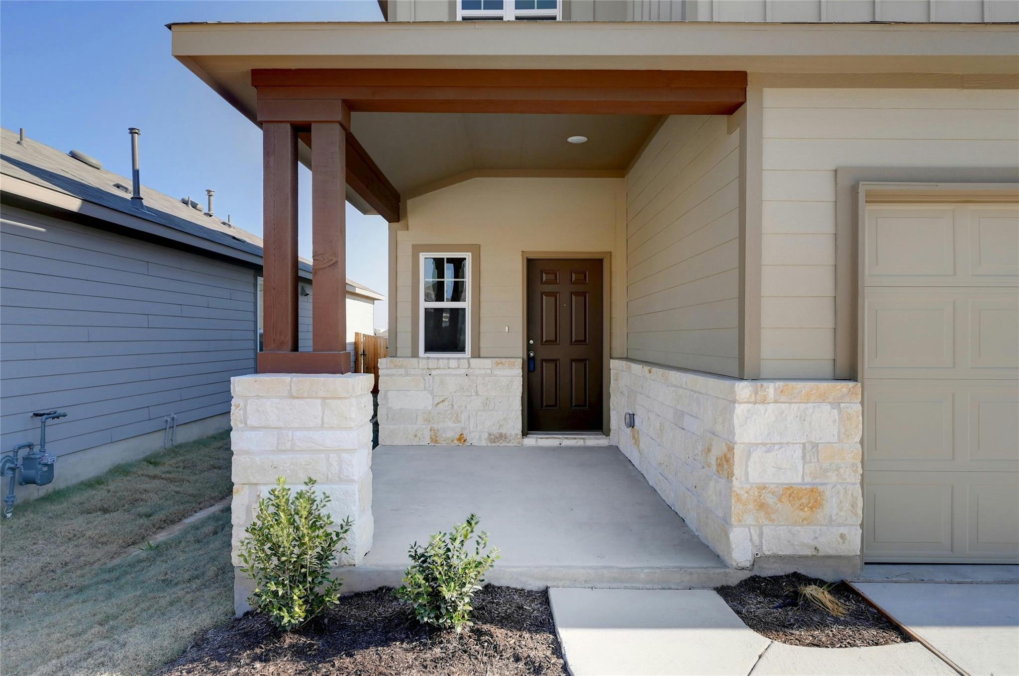 221 Cherry Vine Dr Property Photo 3