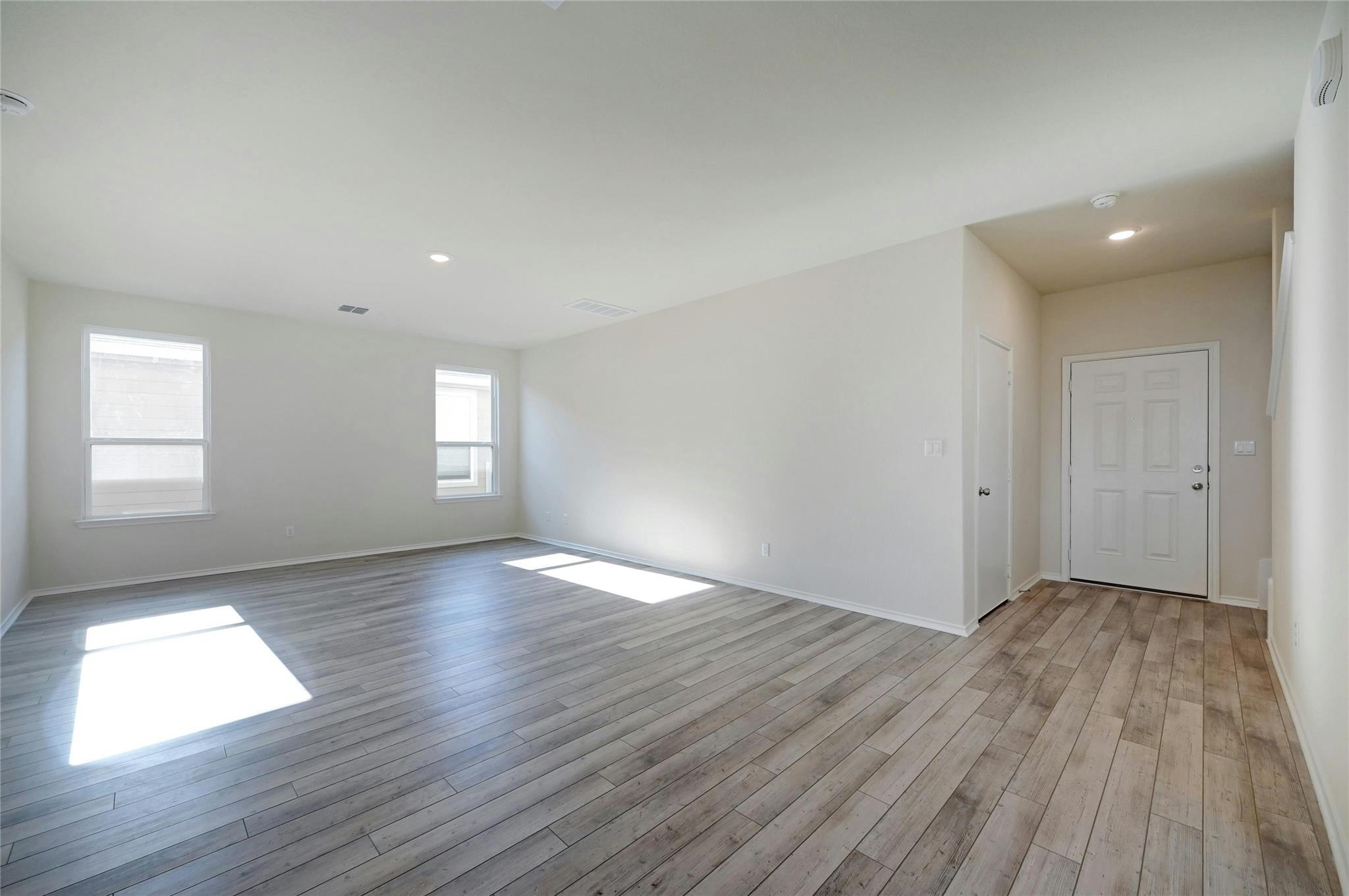 221 Cherry Vine Dr Property Photo 6