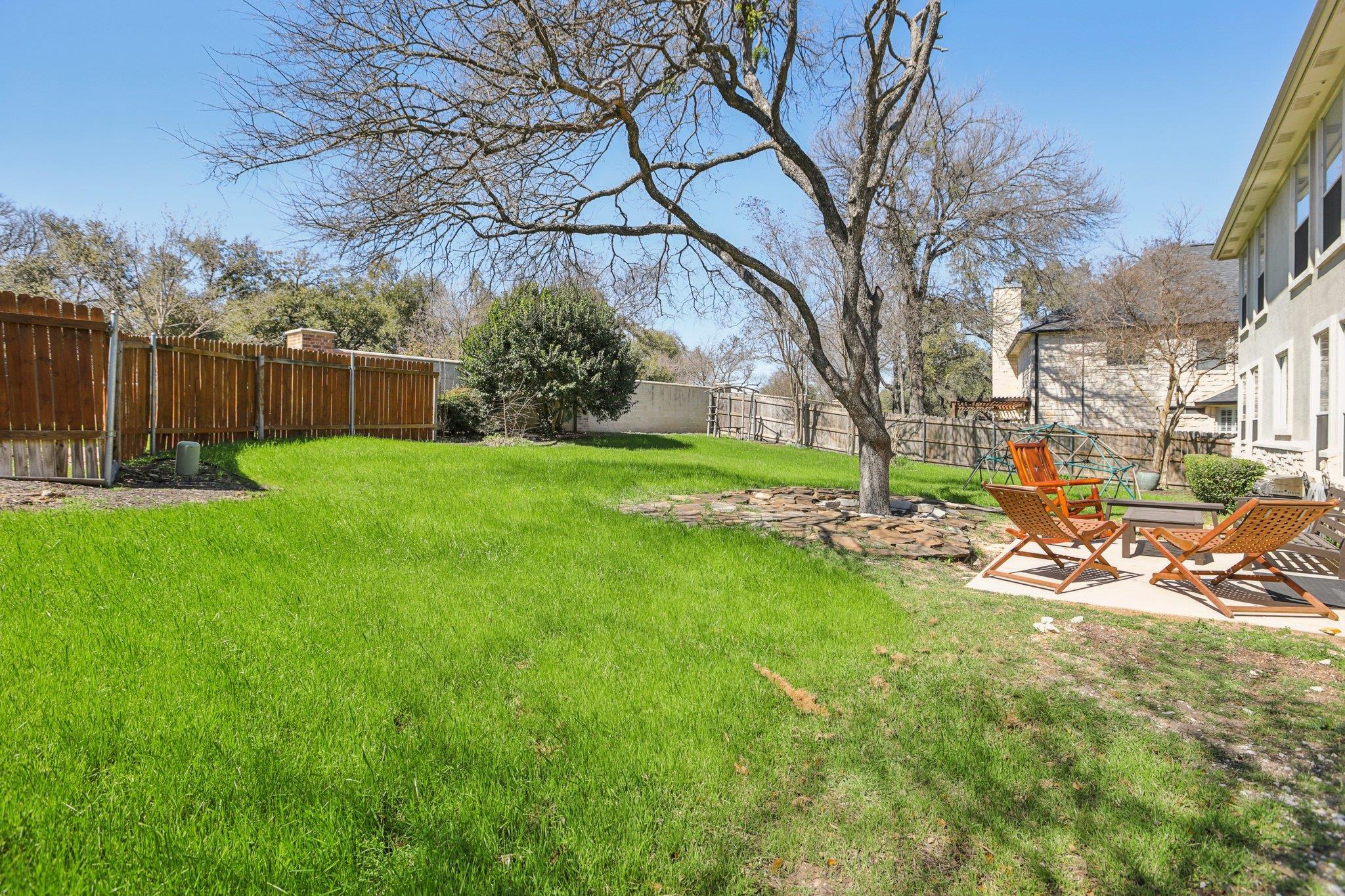 1938 Mulligan Dr Property Photo 34