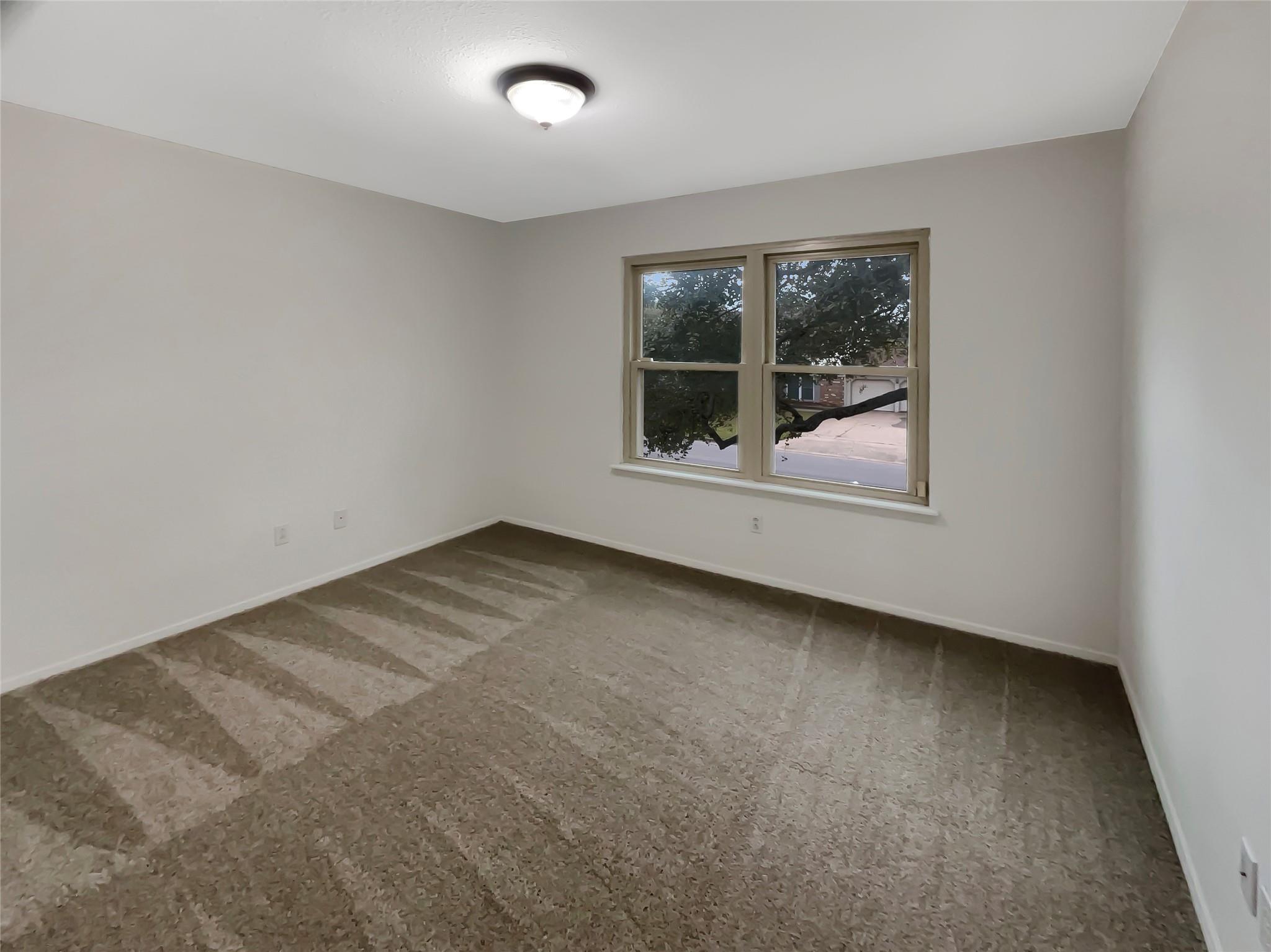 1602 Wildwood Dr Property Photo 5