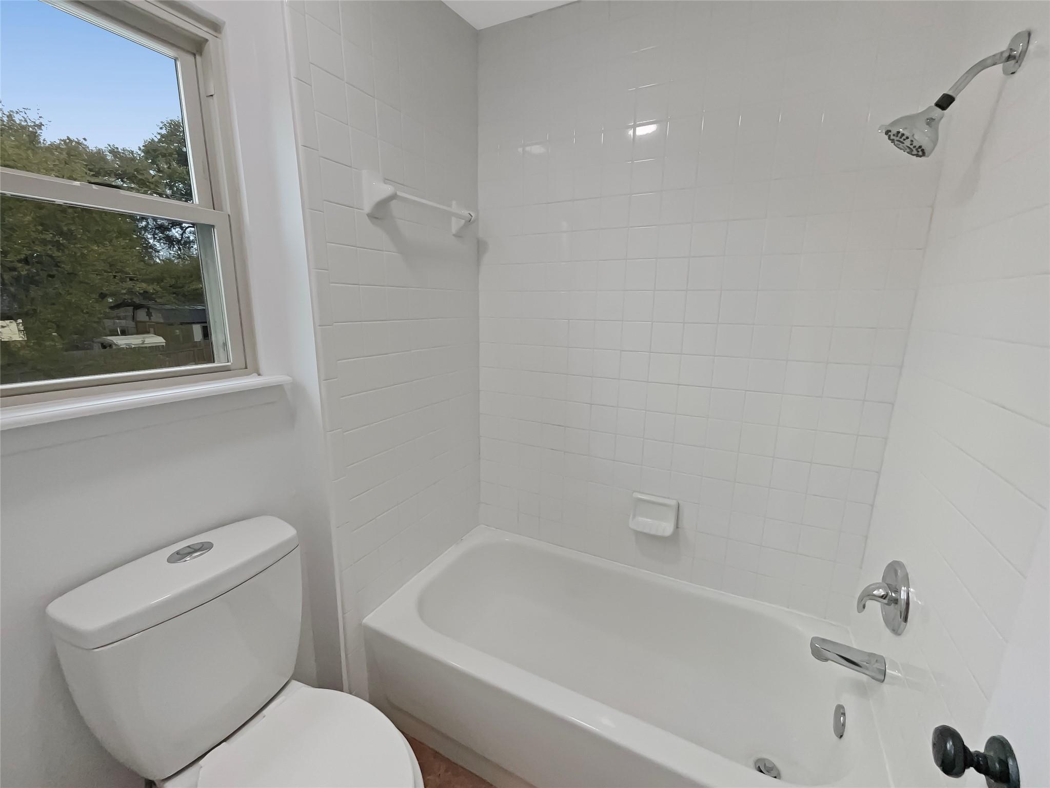 1602 Wildwood Dr Property Photo 18