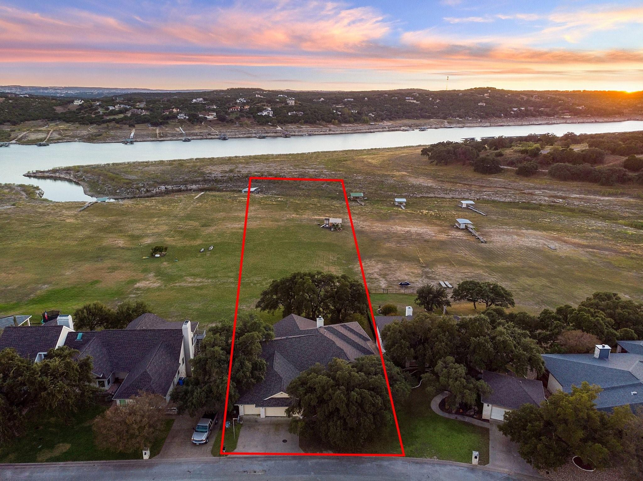 20625 Highland Lake Loop Property Photo 2
