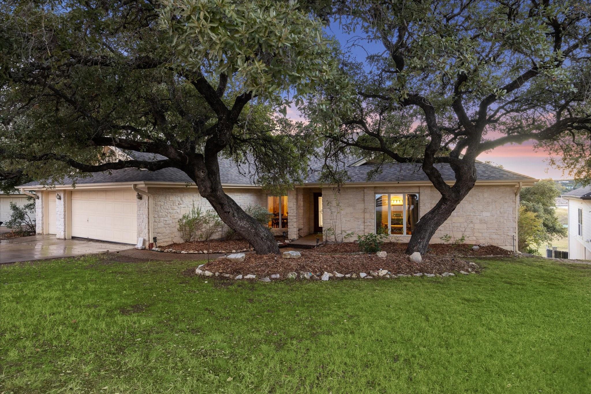 20625 Highland Lake Loop Property Photo 3