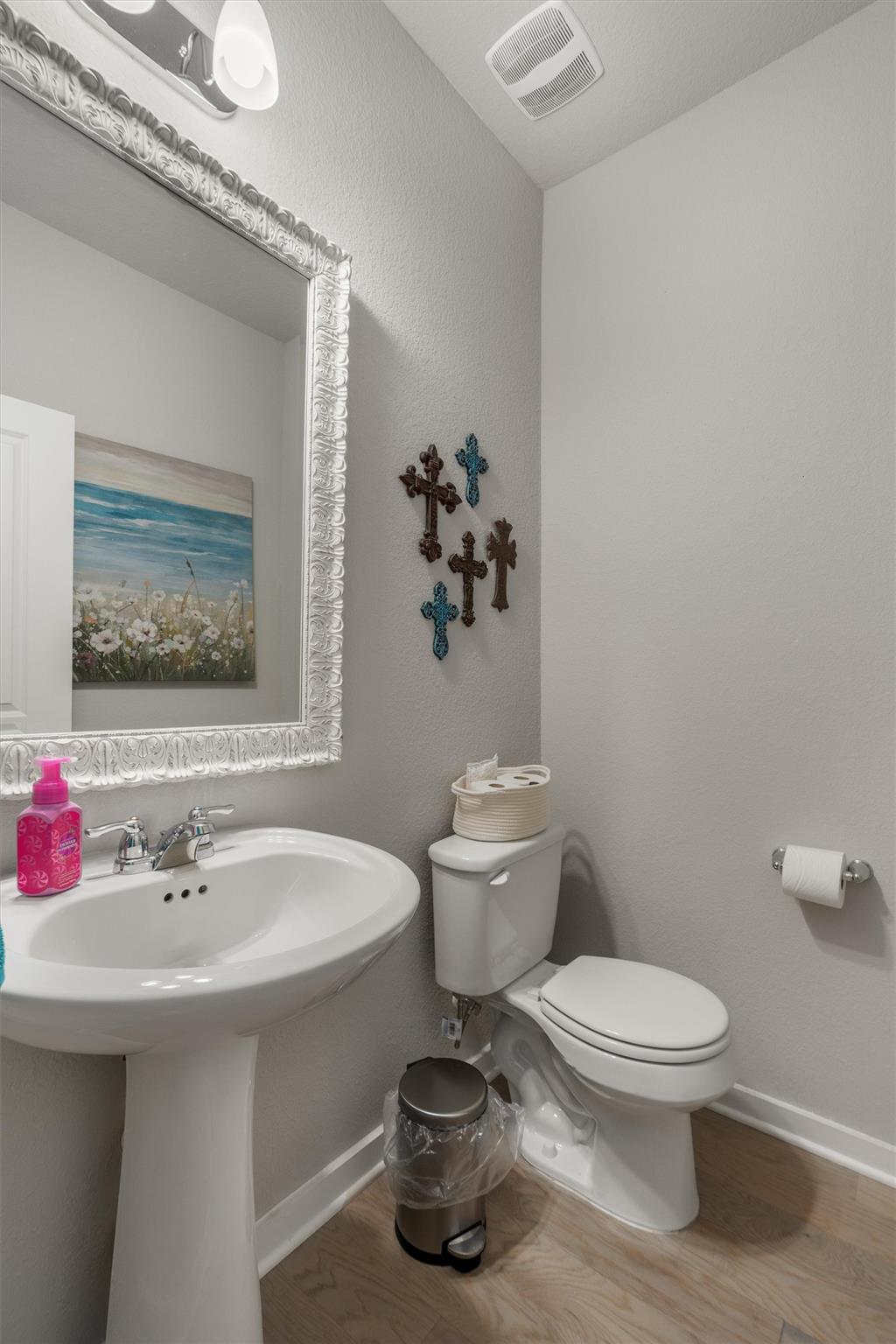 1609 Fenton Hill Dr Property Photo 5