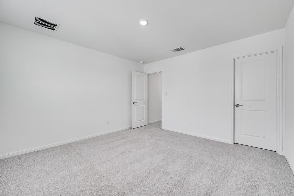 308 Crumpton Way Property Photo 12