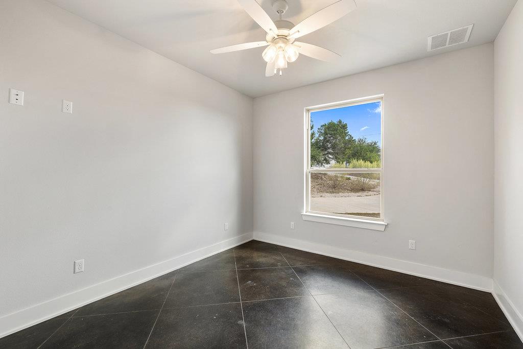 10006 George Hill Dr Property Photo 28