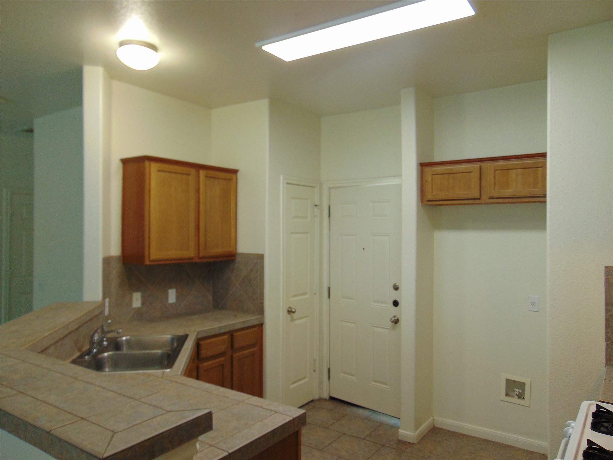 2417 Allred Dr #a Property Photo 4