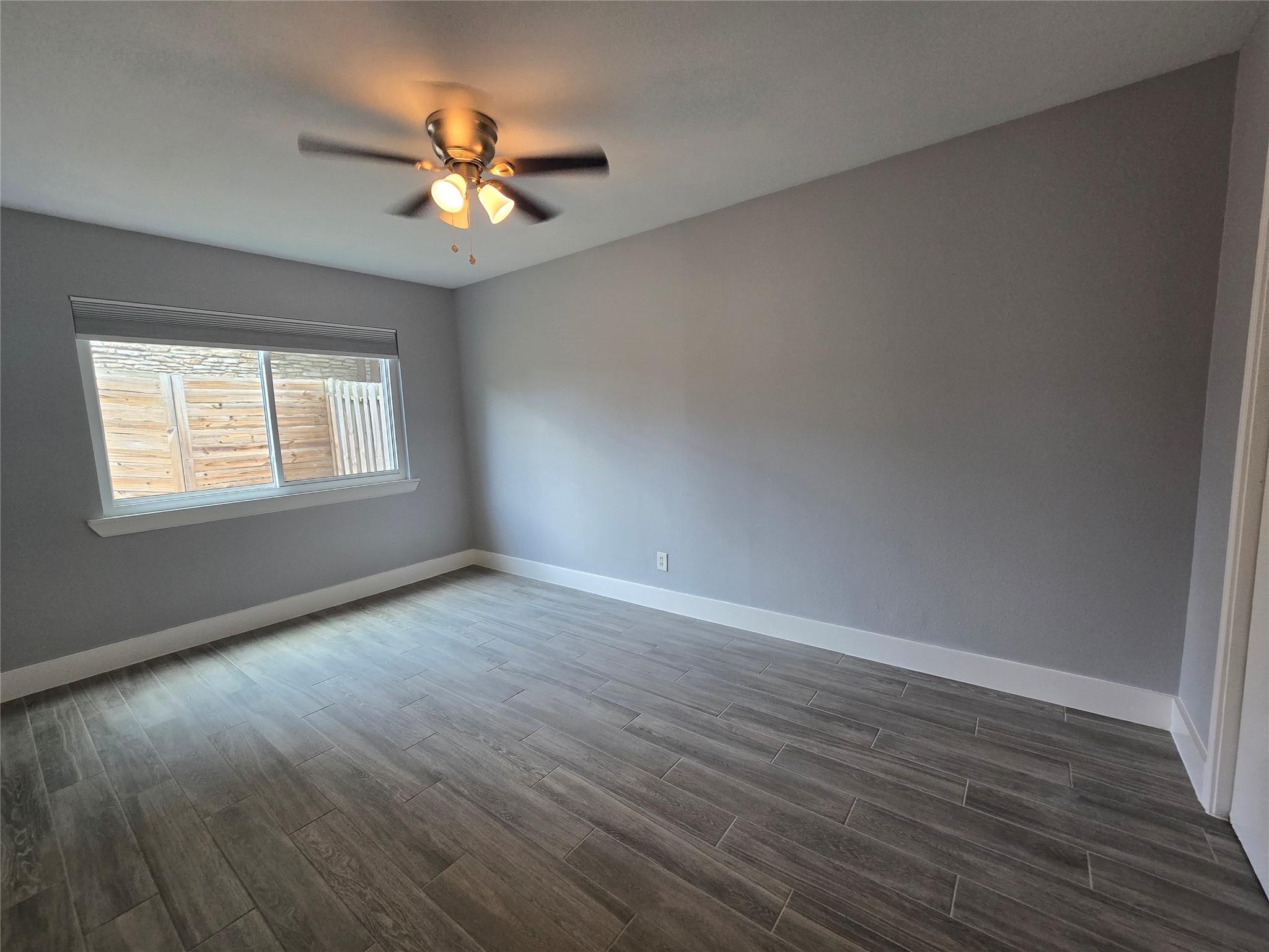 2504 Manor Cir #b Property Photo 16