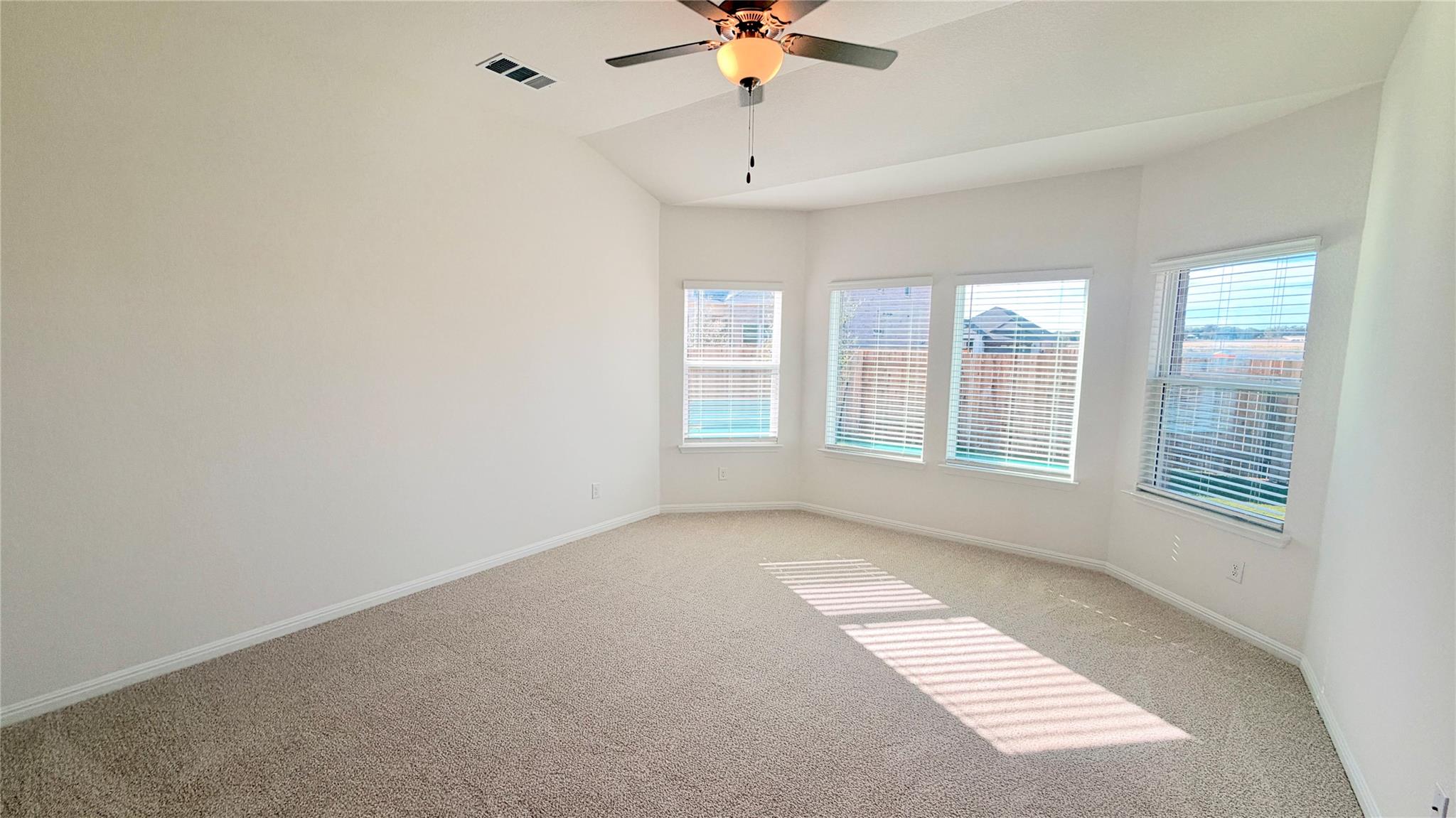 358 Callahan Loop Property Photo 3