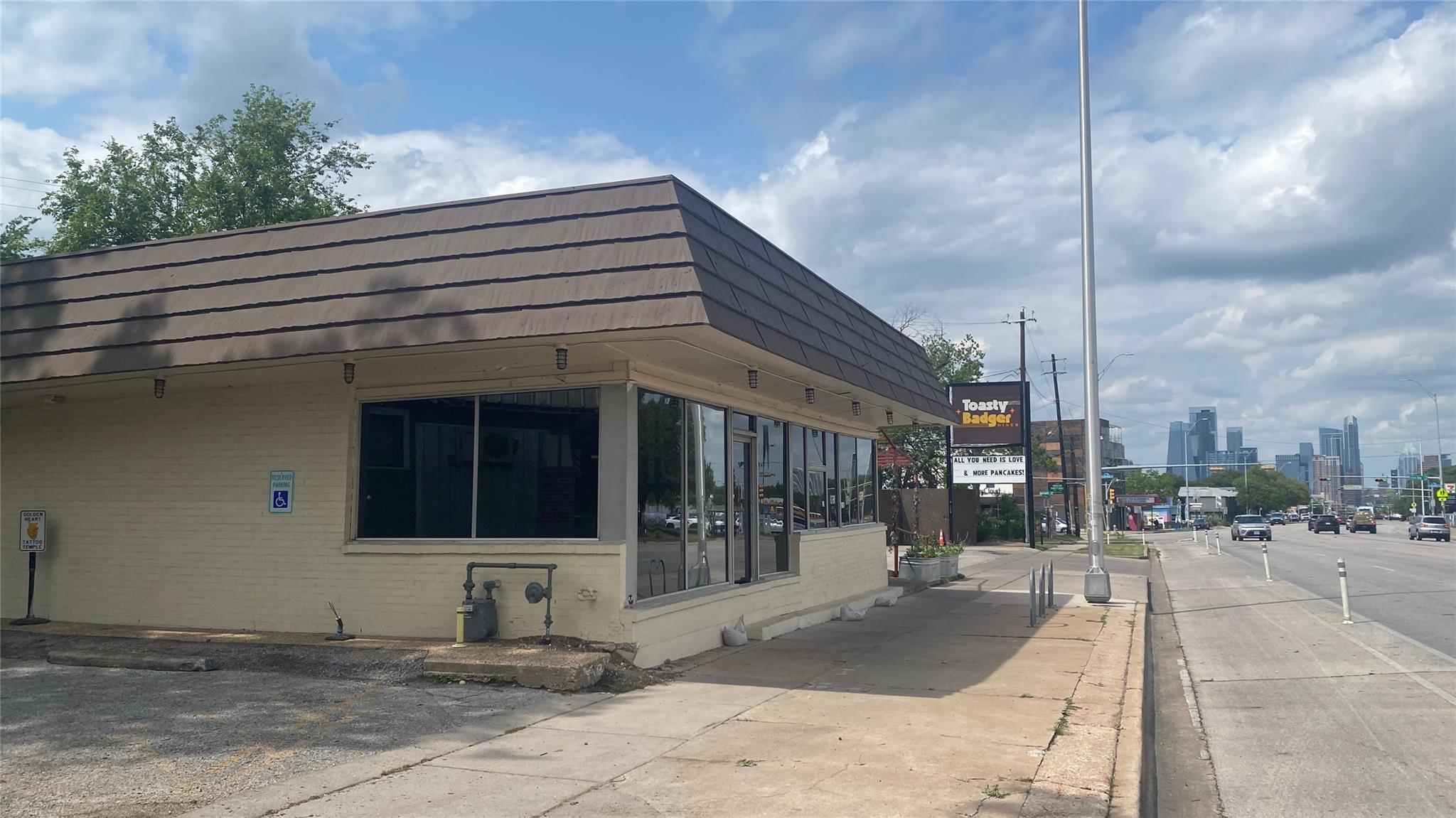 2210 S Congress Ave #2 Property Photo 18