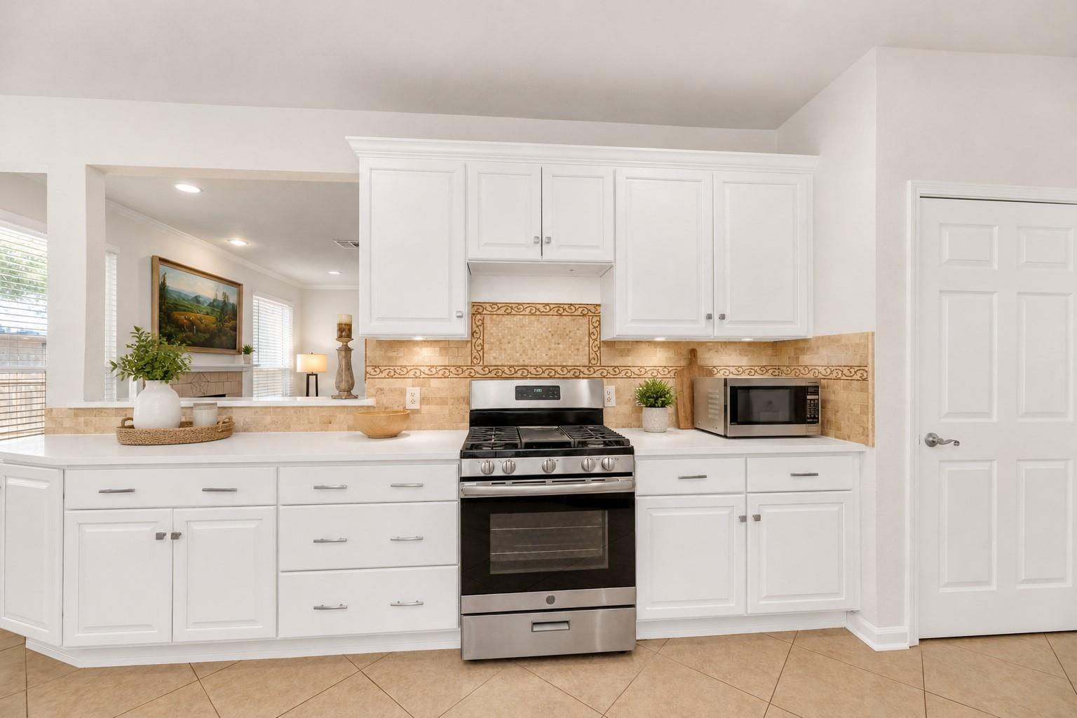 12528 Labrador Cv Property Photo 17
