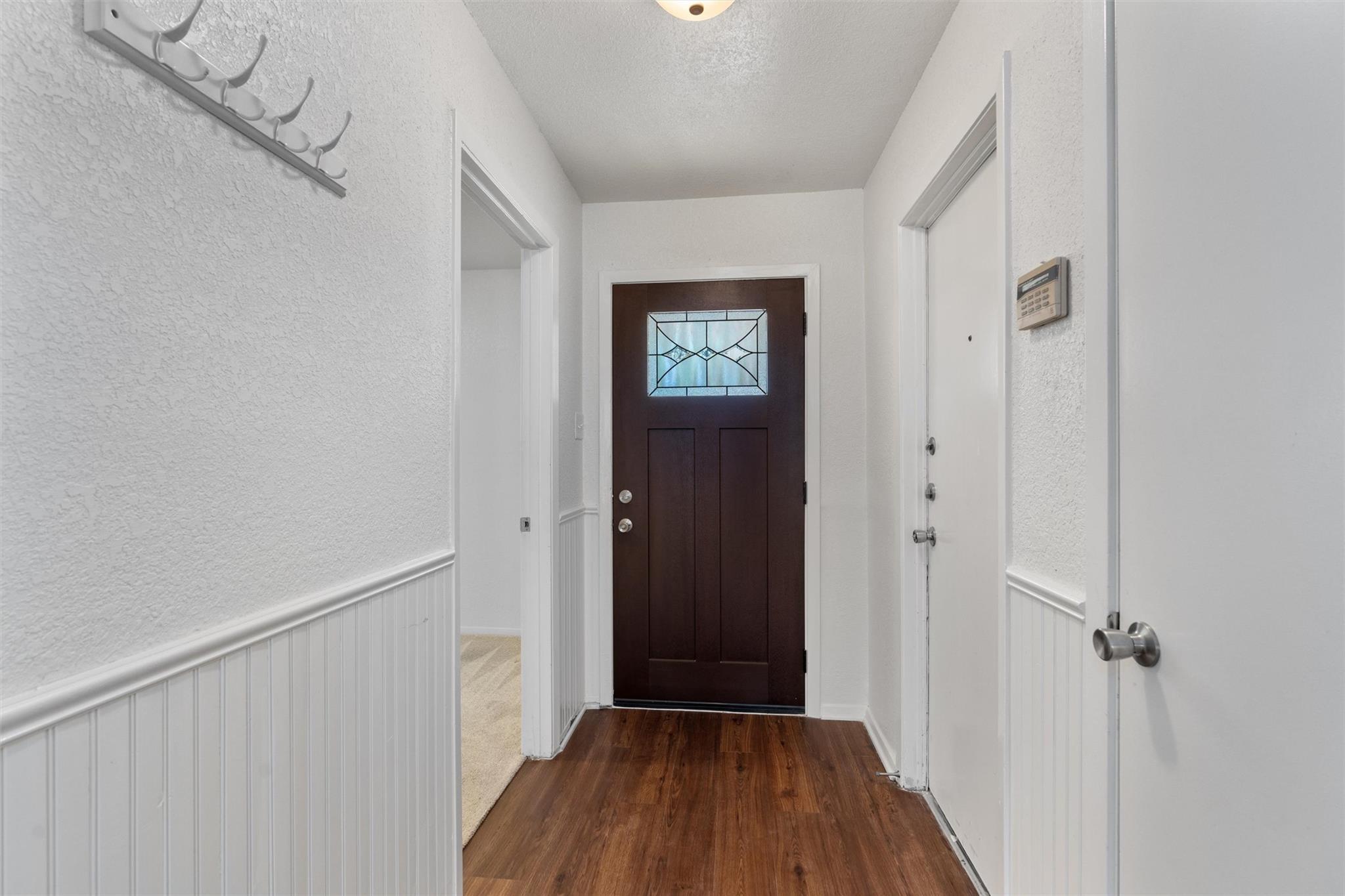 212 Rockcrest Dr Property Photo 5