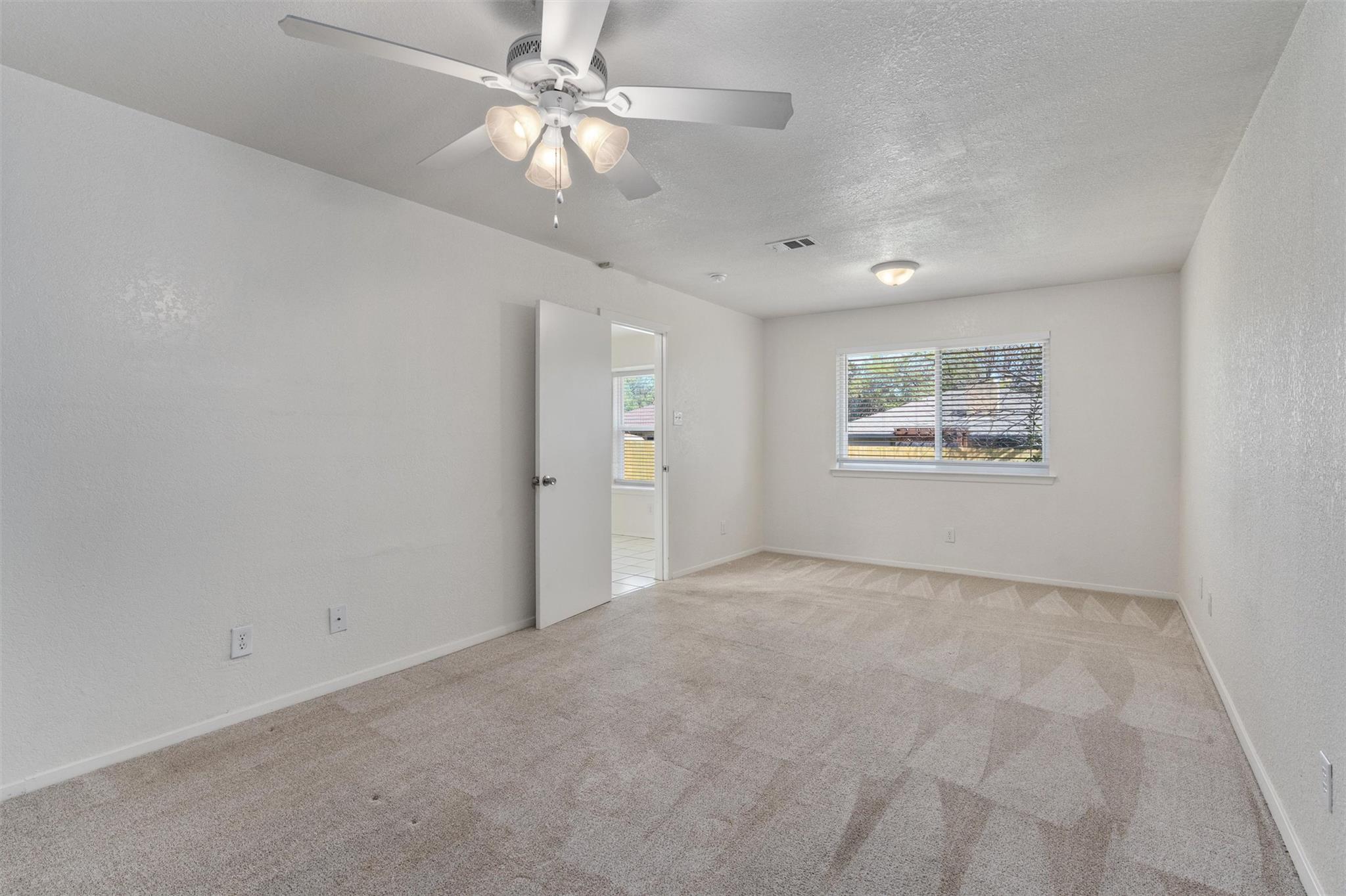 212 Rockcrest Dr Property Photo 13