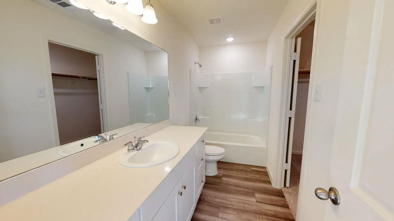 16021 Larustinus St Property Photo 6