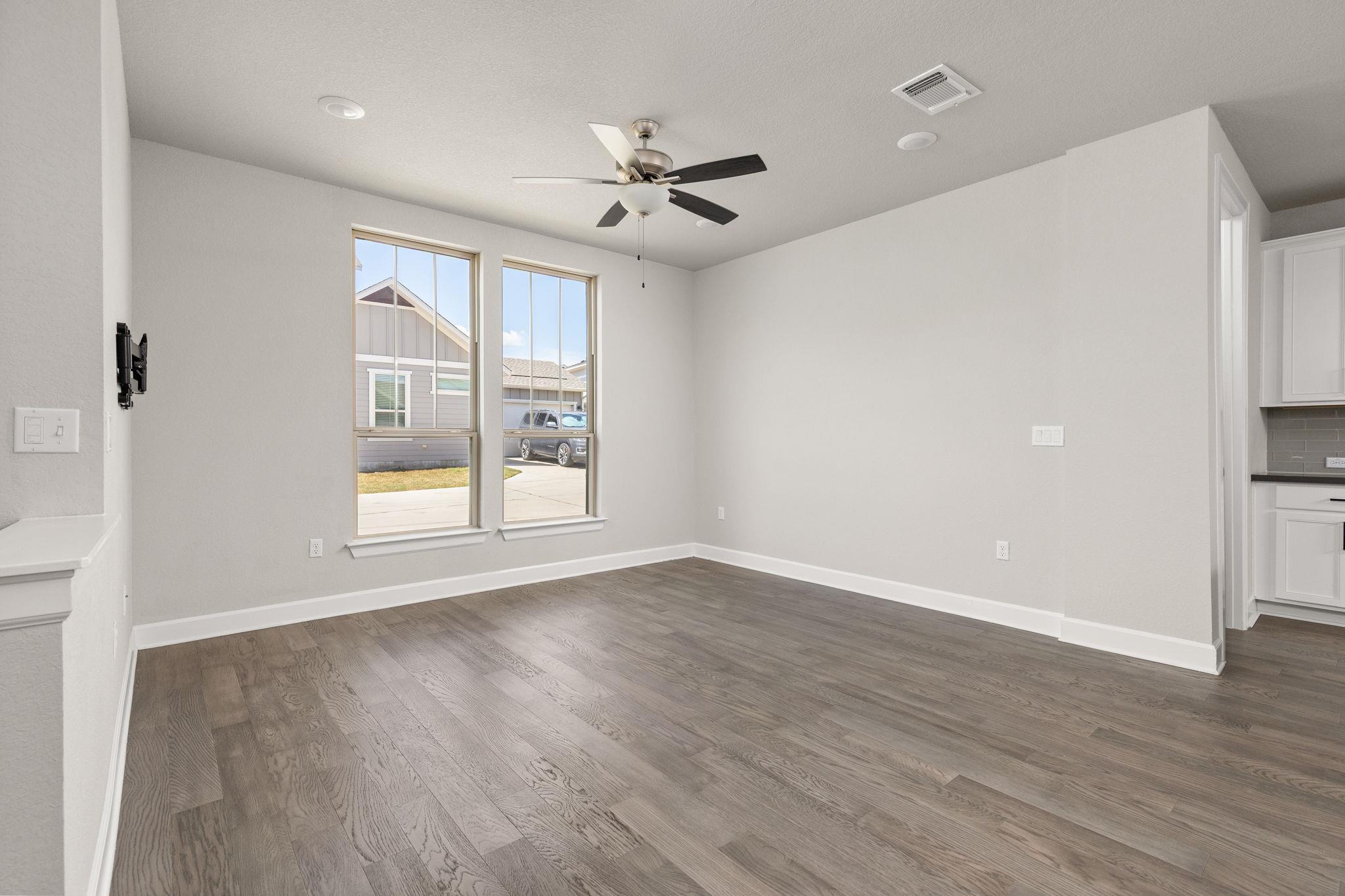 8206 Talferd Trl Property Photo 8