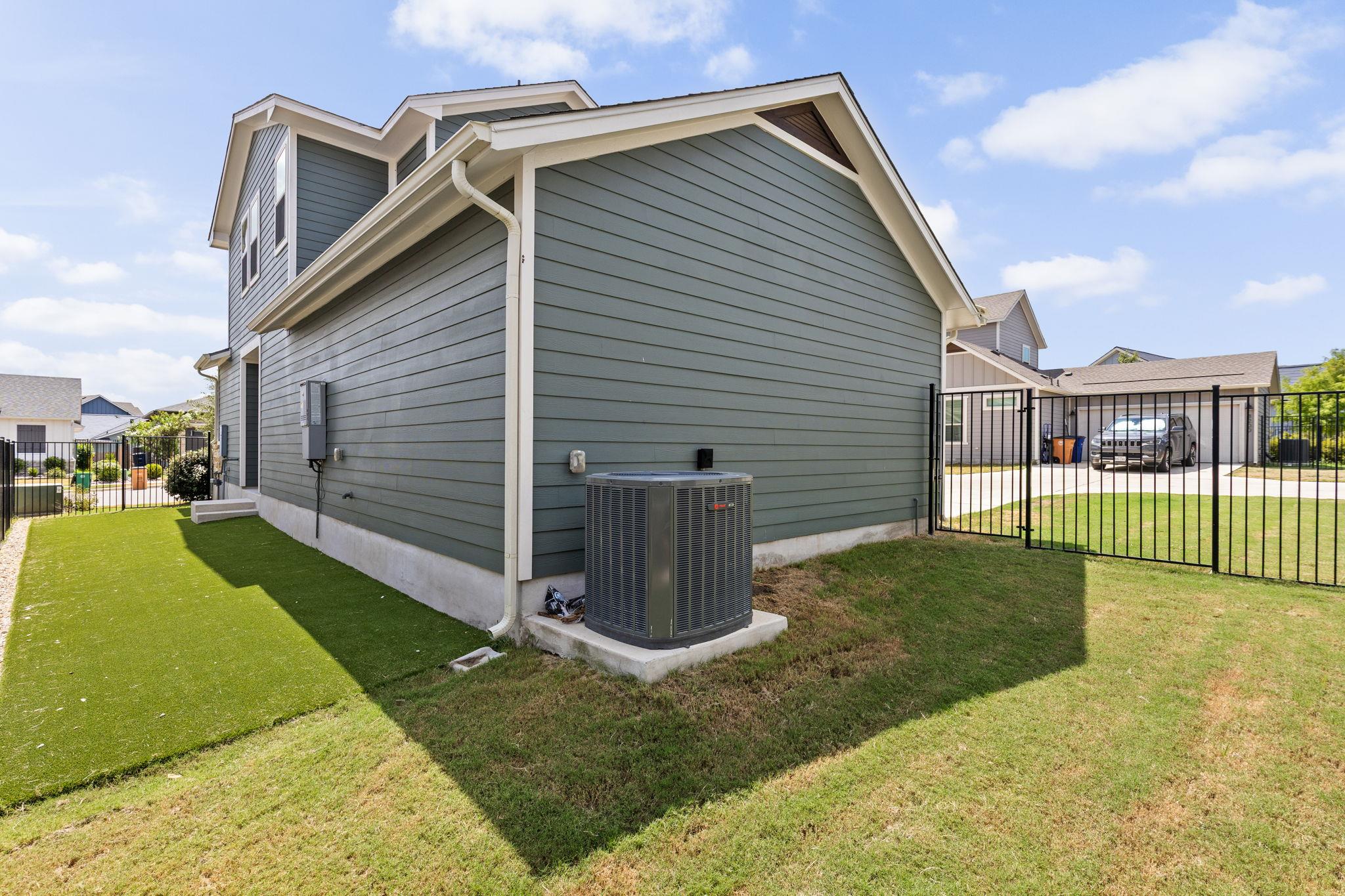8206 Talferd Trl Property Photo 35
