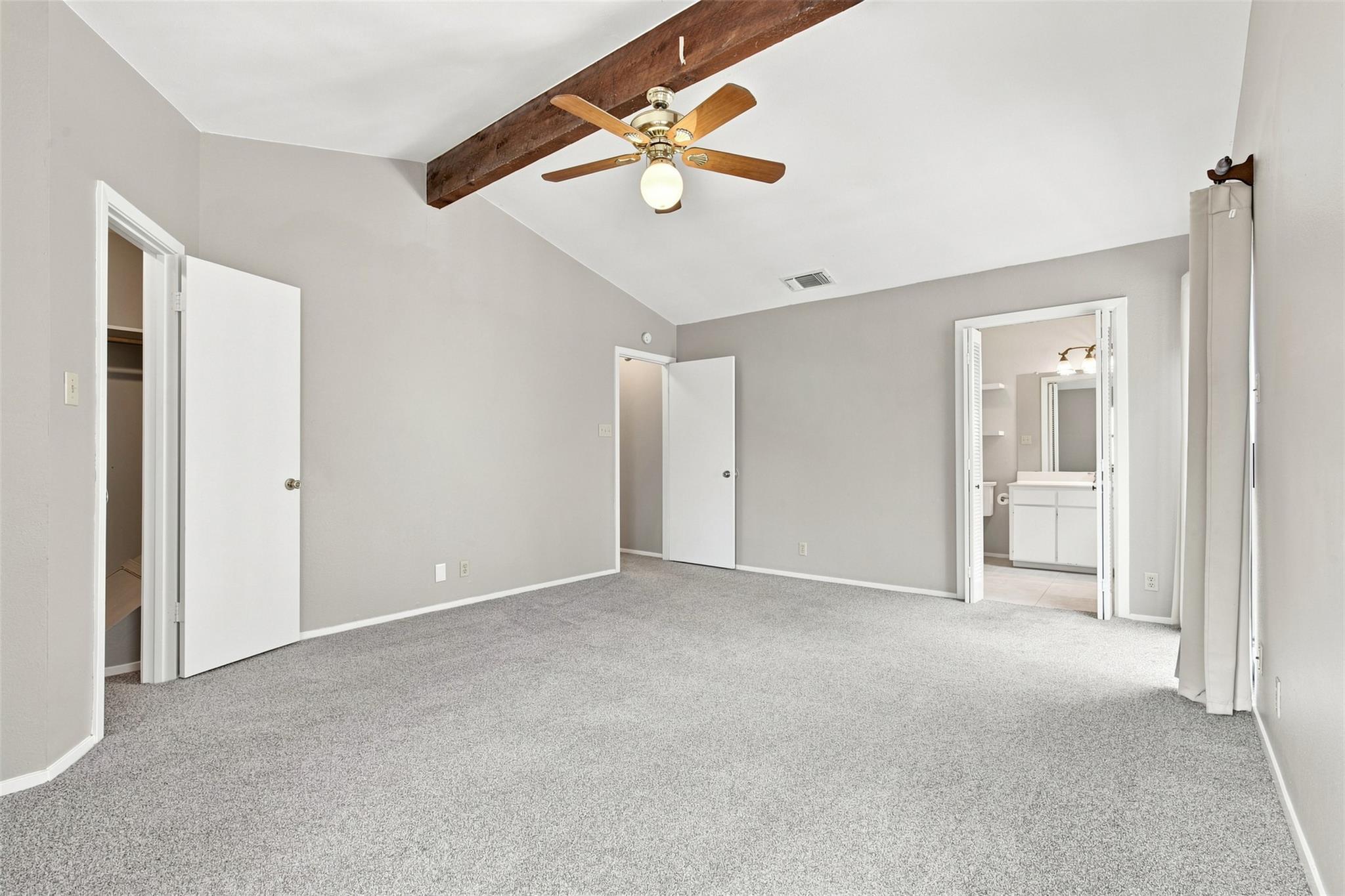 10010 Wildflower Ln #b Property Photo 12