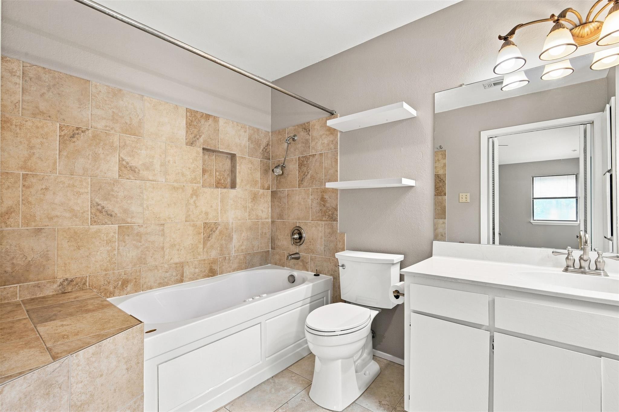 10010 Wildflower Ln #b Property Photo 15