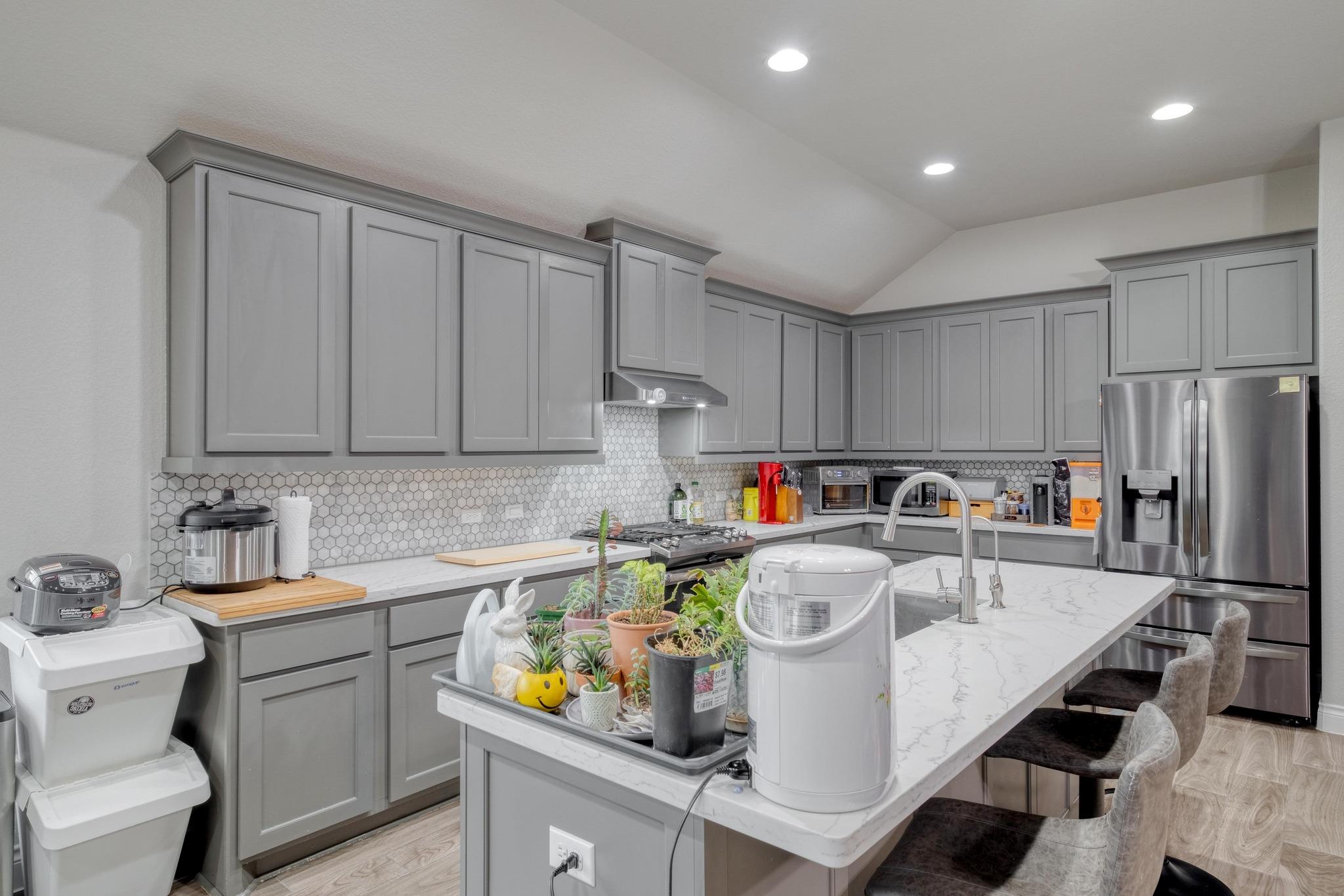2424 Orchard Way Property Photo 8
