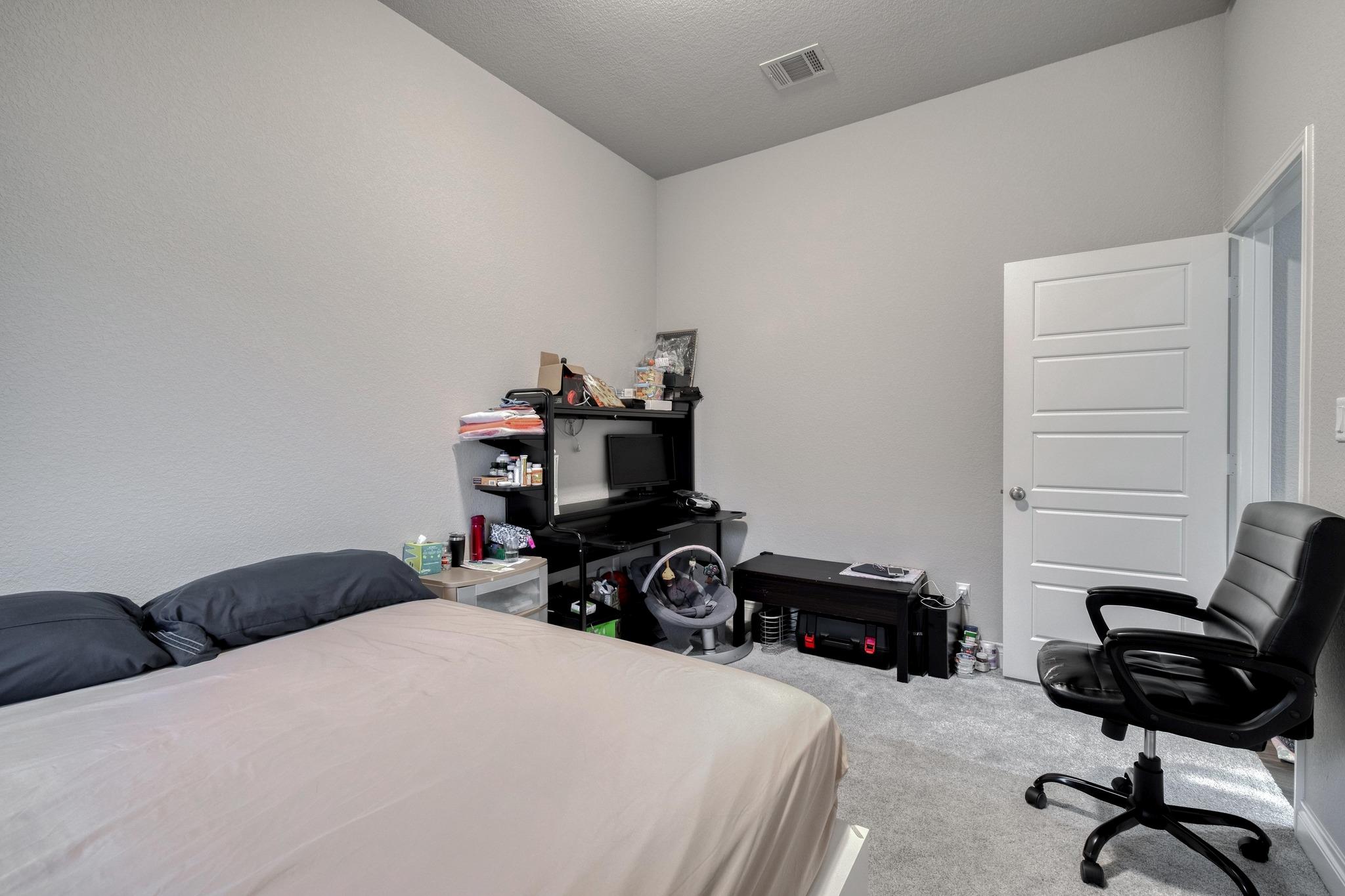 2424 Orchard Way Property Photo 21