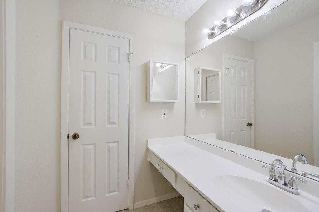 12300 Scribe Dr Property Photo 22
