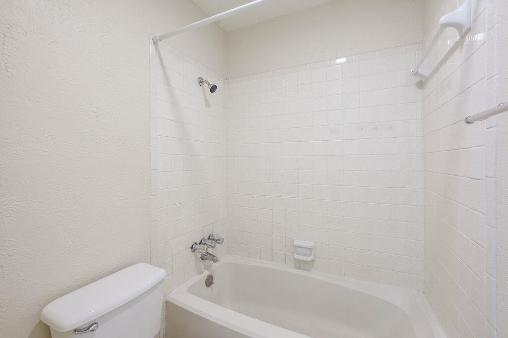 12300 Scribe Dr Property Photo 23