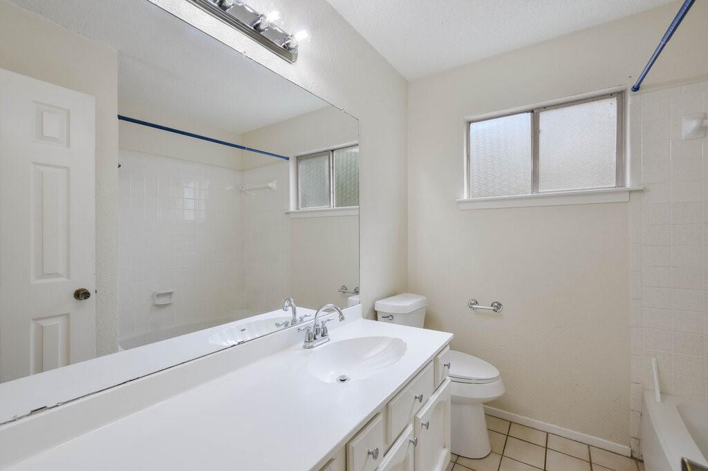 12300 Scribe Dr Property Photo 28