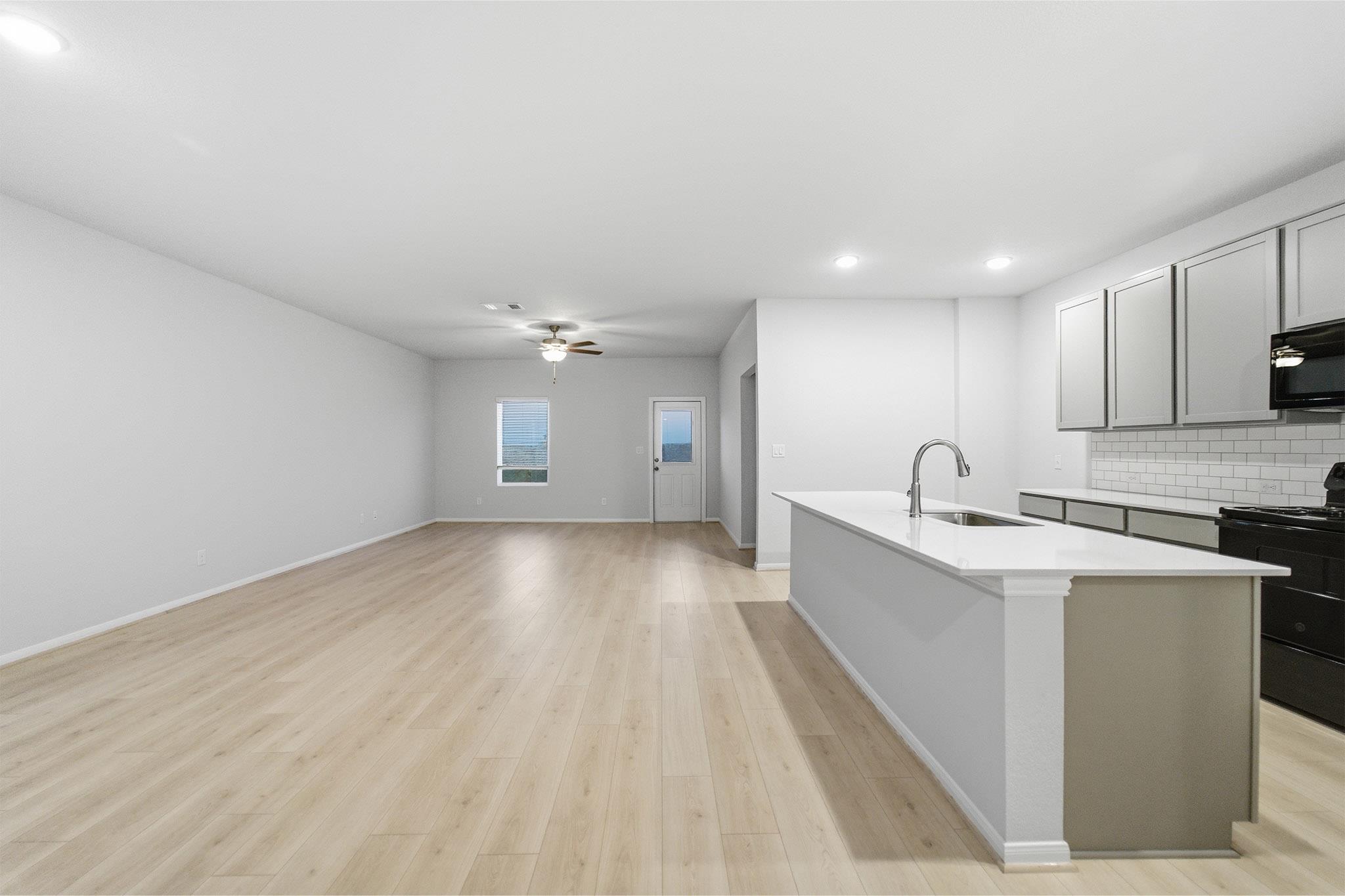 204 Quail Convey Dr Property Photo 16