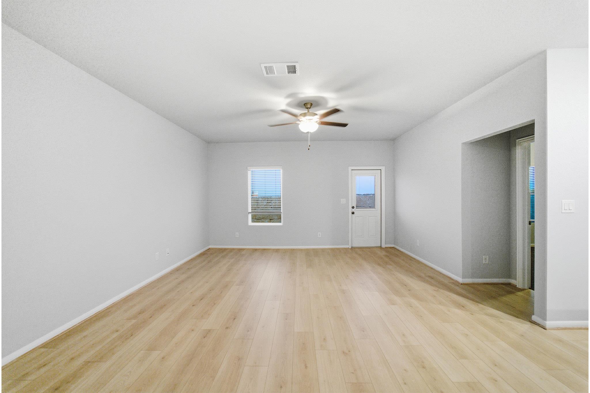 204 Quail Convey Dr Property Photo 17